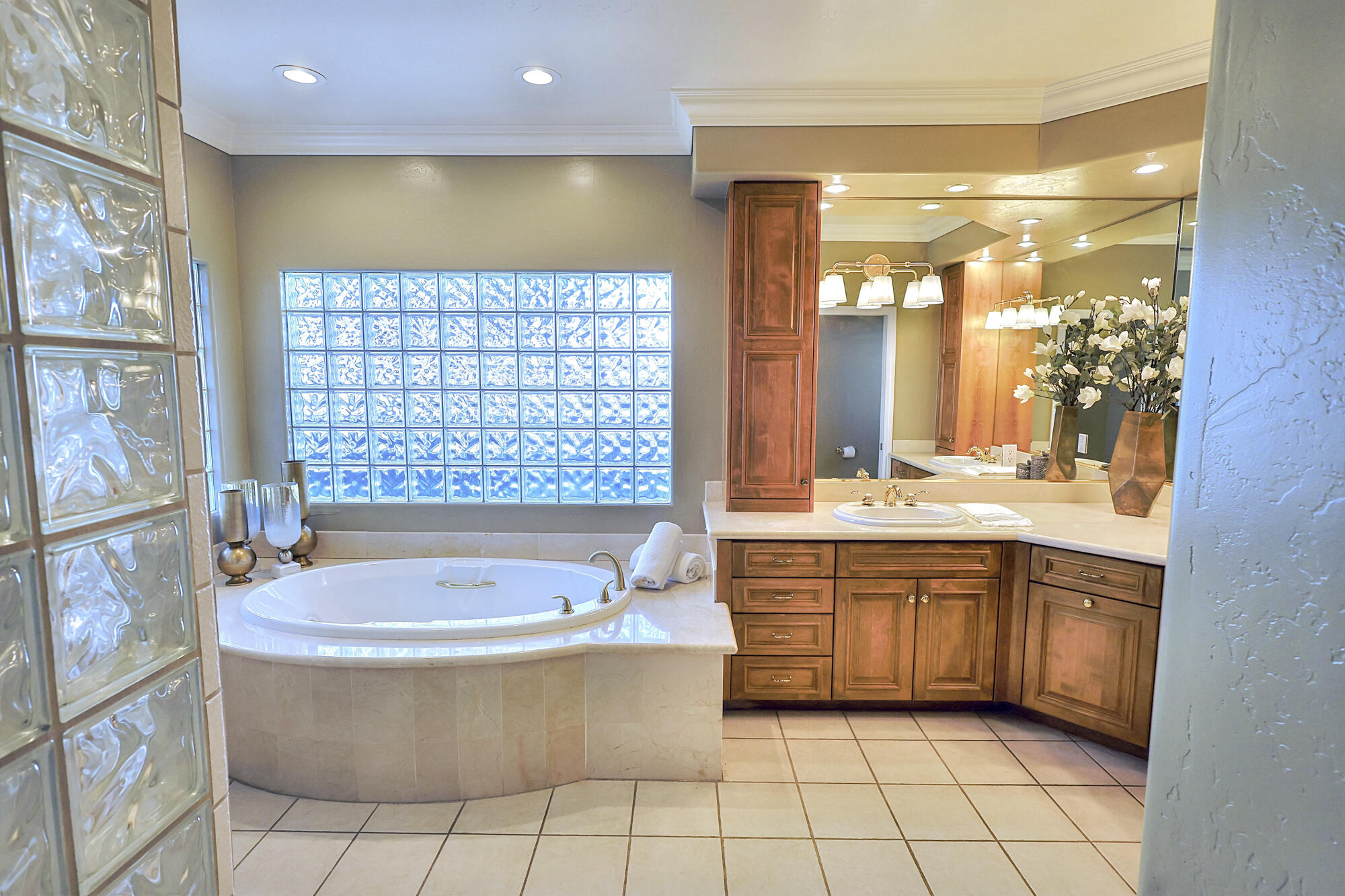 16500 Rd 152, Tulare, CA 93274