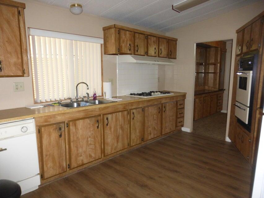 2627 W Midvalley Ave #5, Visalia, CA 93277