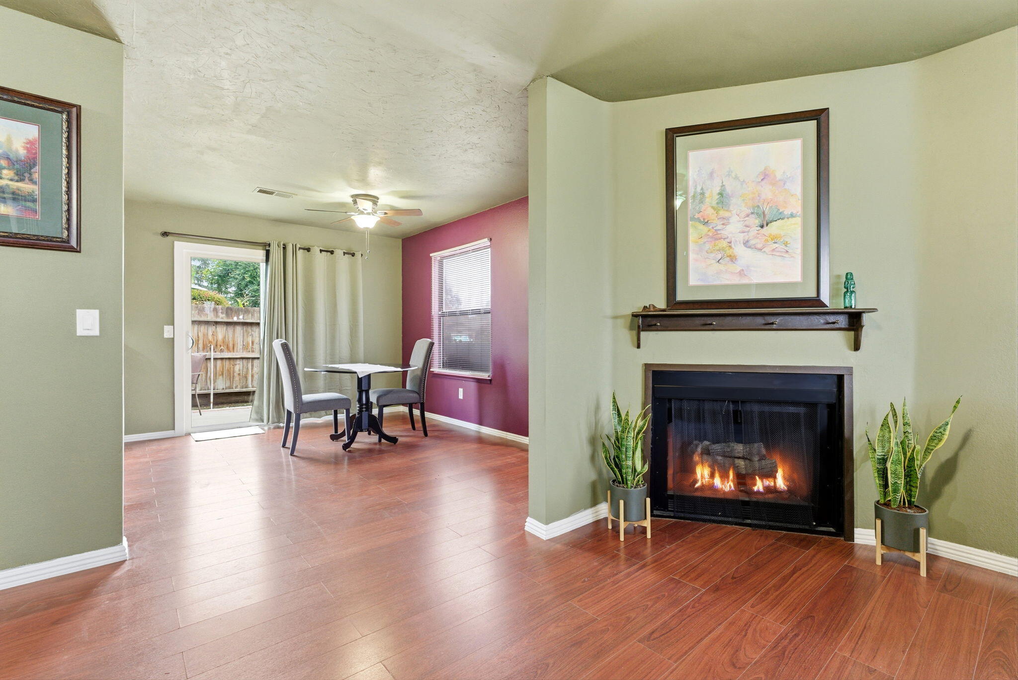 1836 E Vassar Dr, Visalia, CA 93292