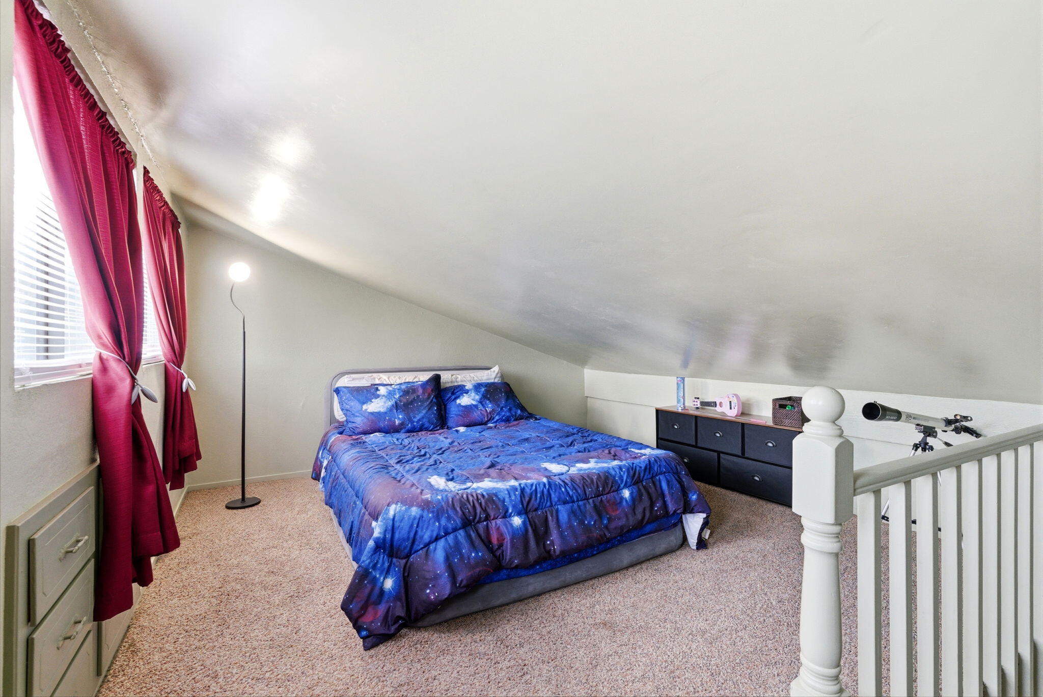 1836 E Vassar Dr, Visalia, CA 93292