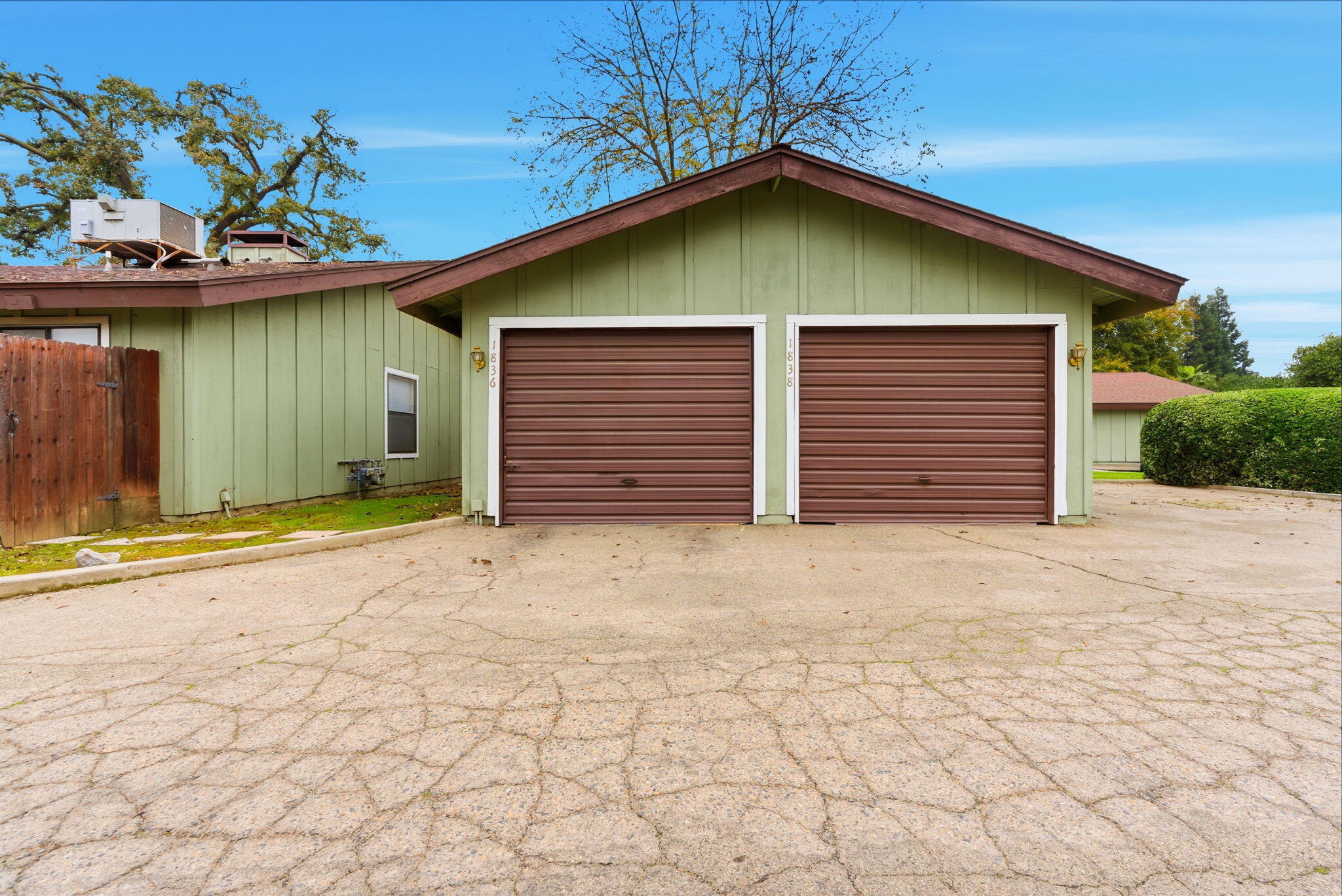 1836 E Vassar Dr, Visalia, CA 93292