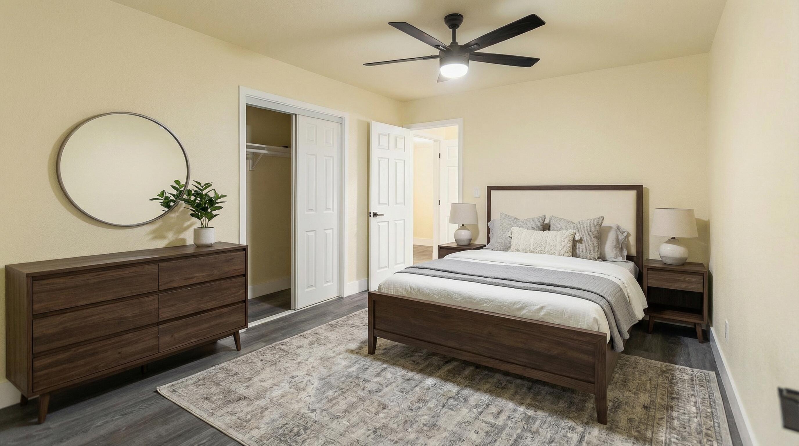 1676 W Putnam Ave, Porterville, CA 93257