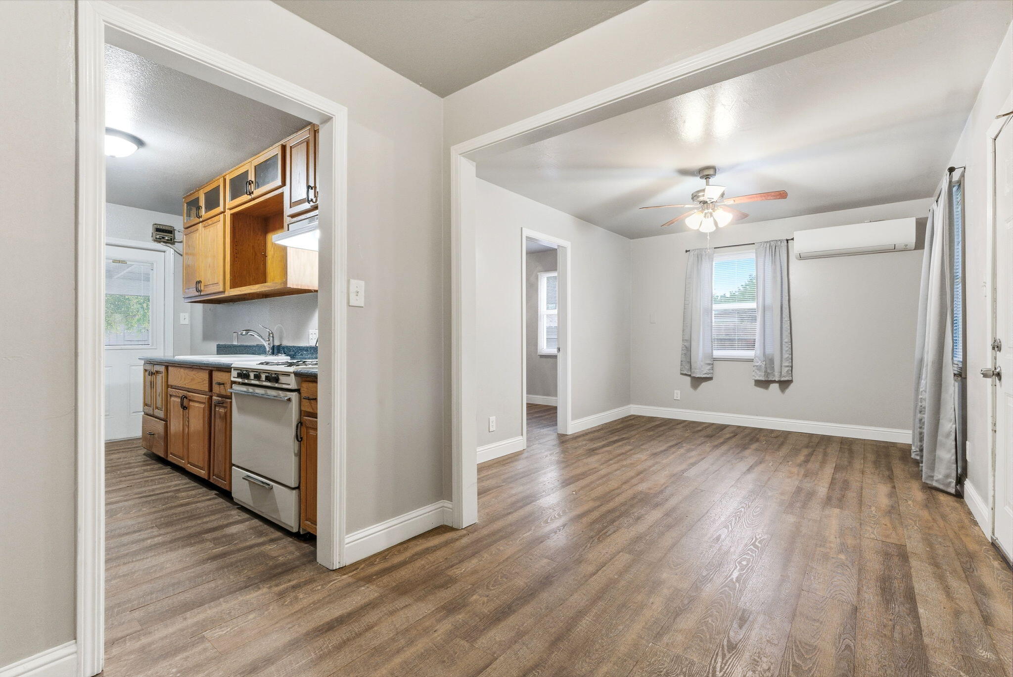 1217 N Stevenson St, Visalia, CA 93291