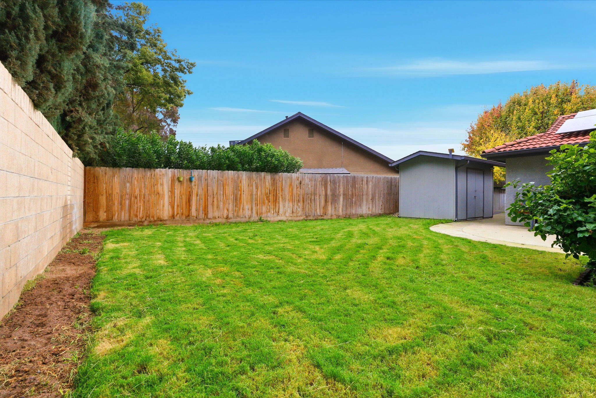 1152 N Noyes Ct, Visalia, CA 93291