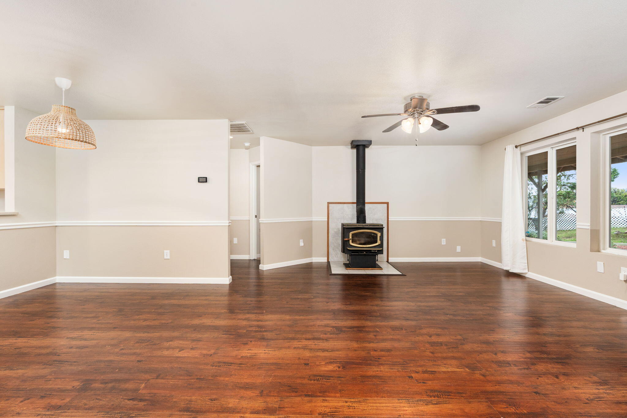 50890 Rosemary Ln Ln, Yokuts Valley, CA 93675