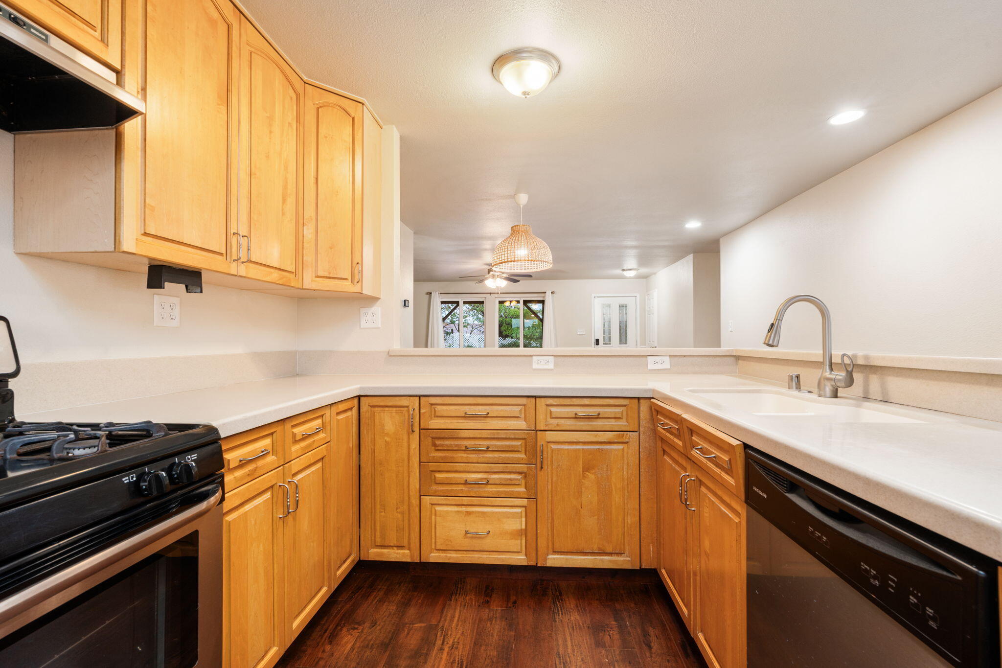 50890 Rosemary Ln Ln, Yokuts Valley, CA 93675