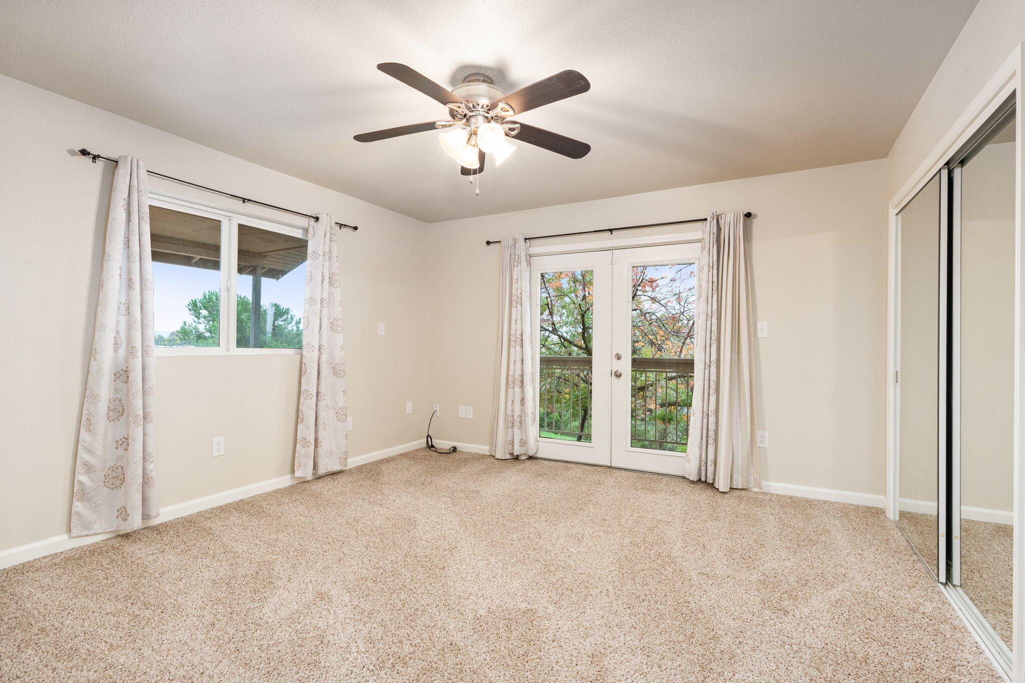 50890 Rosemary Ln Ln, Yokuts Valley, CA 93675