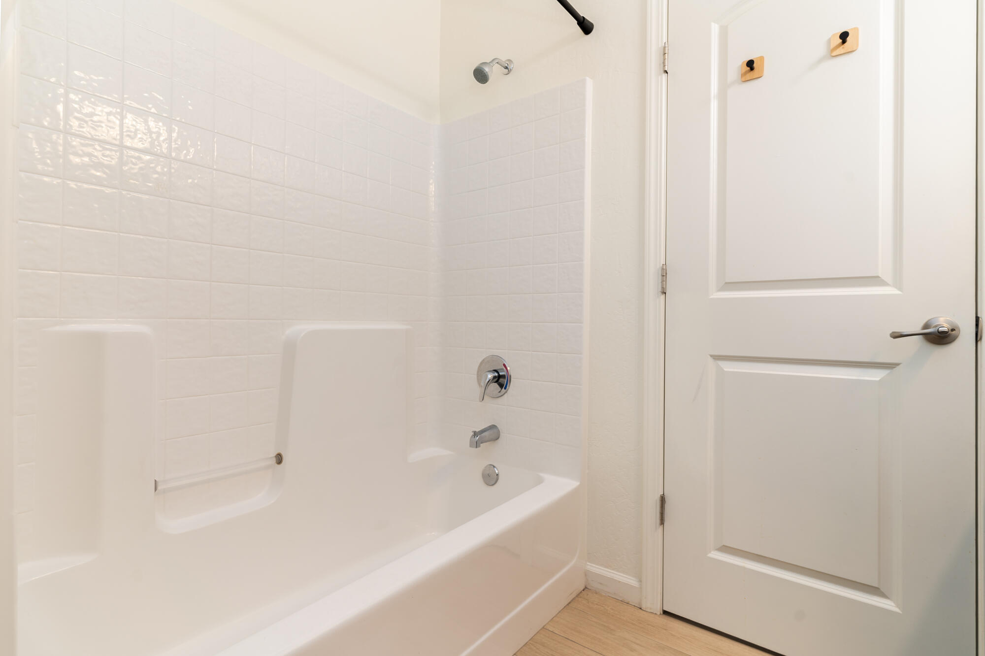 3224 Dorset St, Tulare, CA 93274