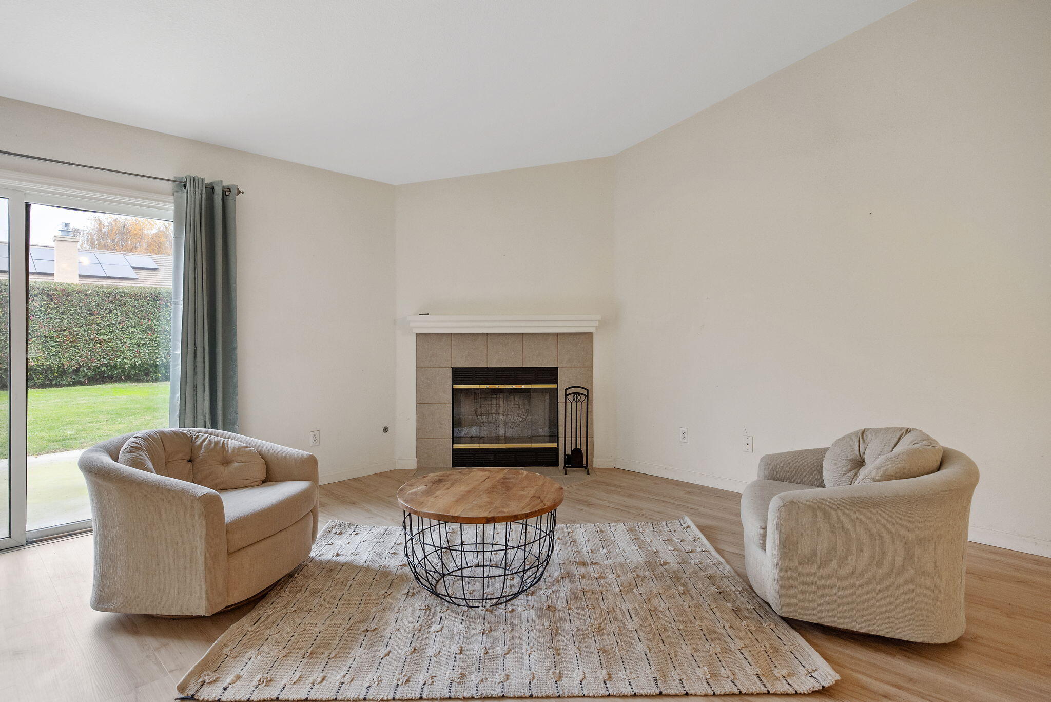 2318 E Cherry Ave, Visalia, CA 93292