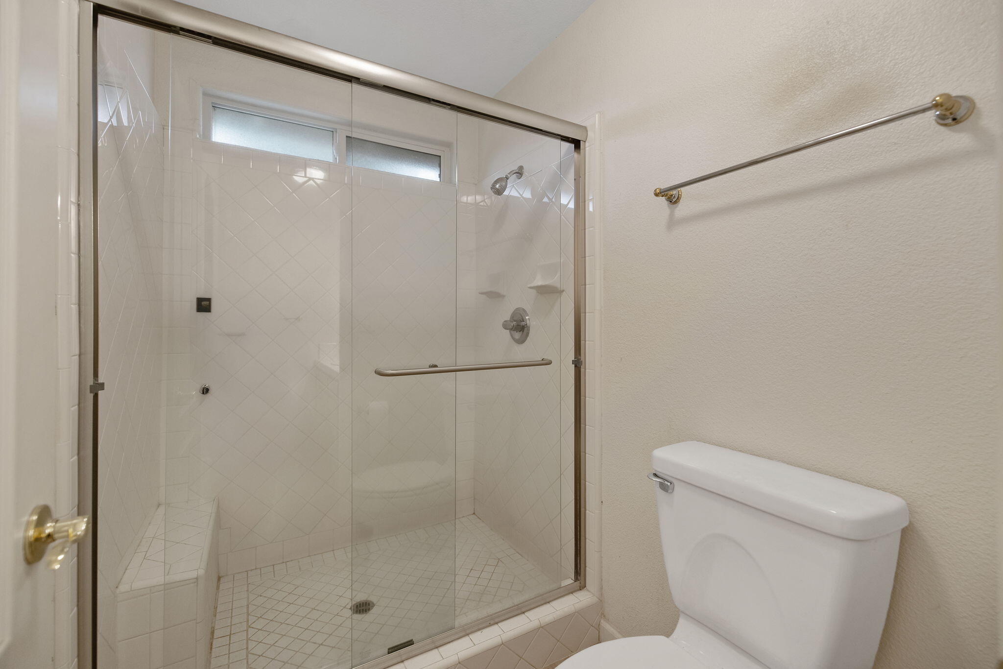 2318 E Cherry Ave, Visalia, CA 93292