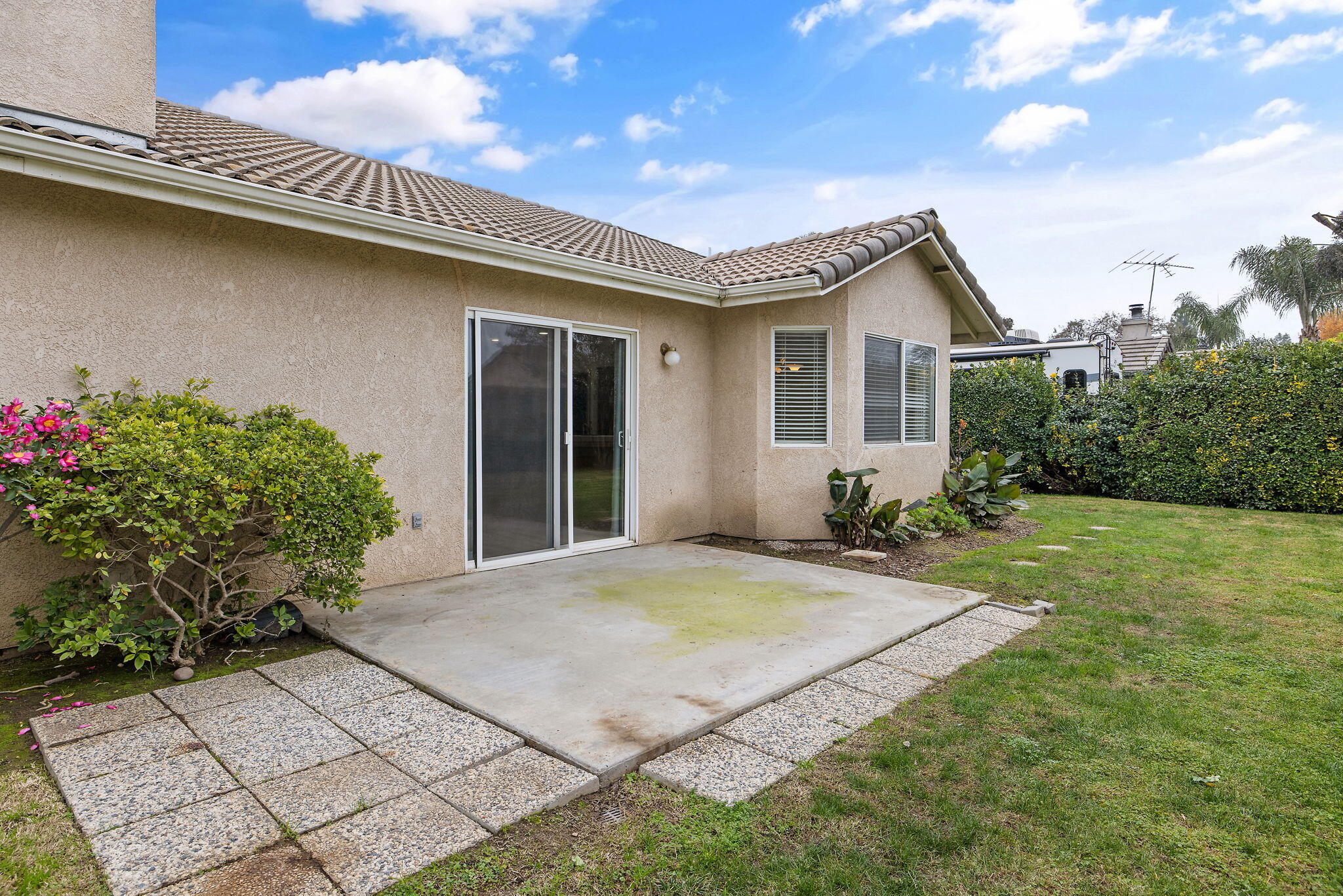 2318 E Cherry Ave, Visalia, CA 93292