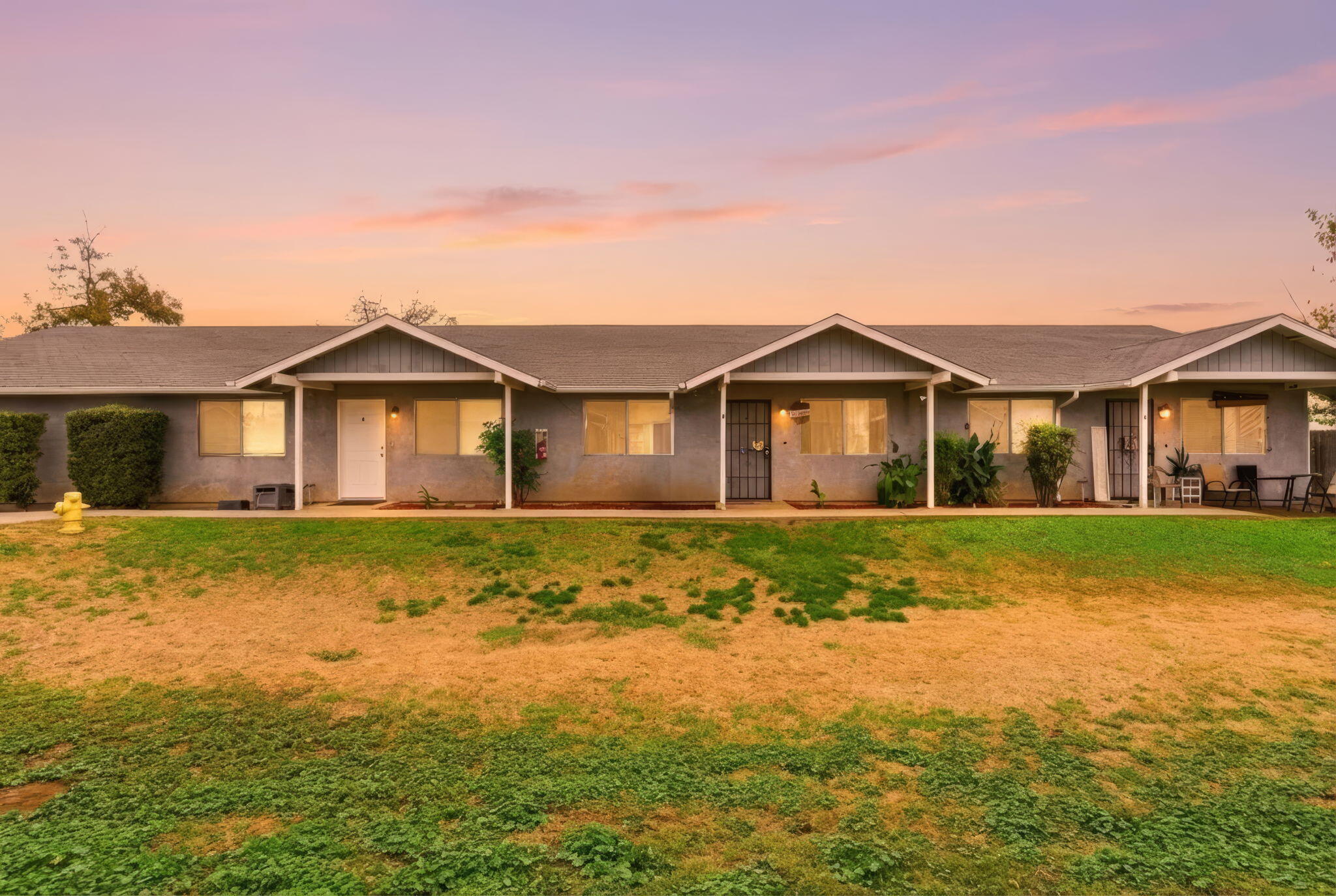 1349 S Liberty St, Visalia, CA 93292