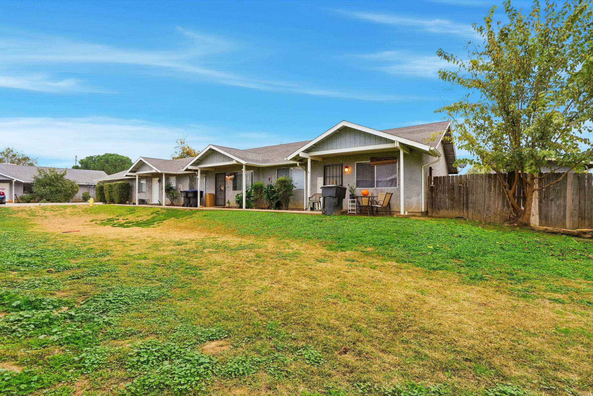 1349 S Liberty St, Visalia, CA 93292