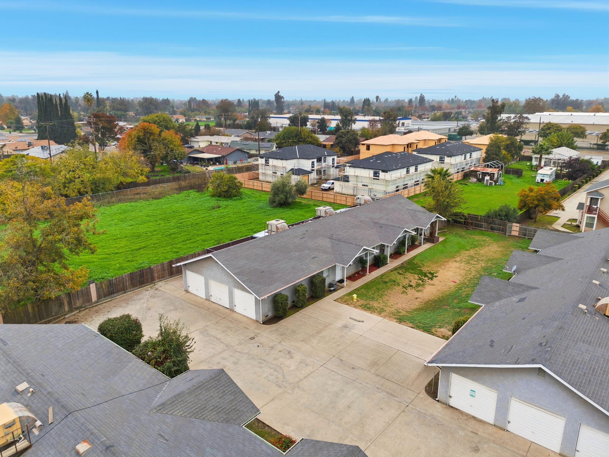 1349 S Liberty St, Visalia, CA 93292