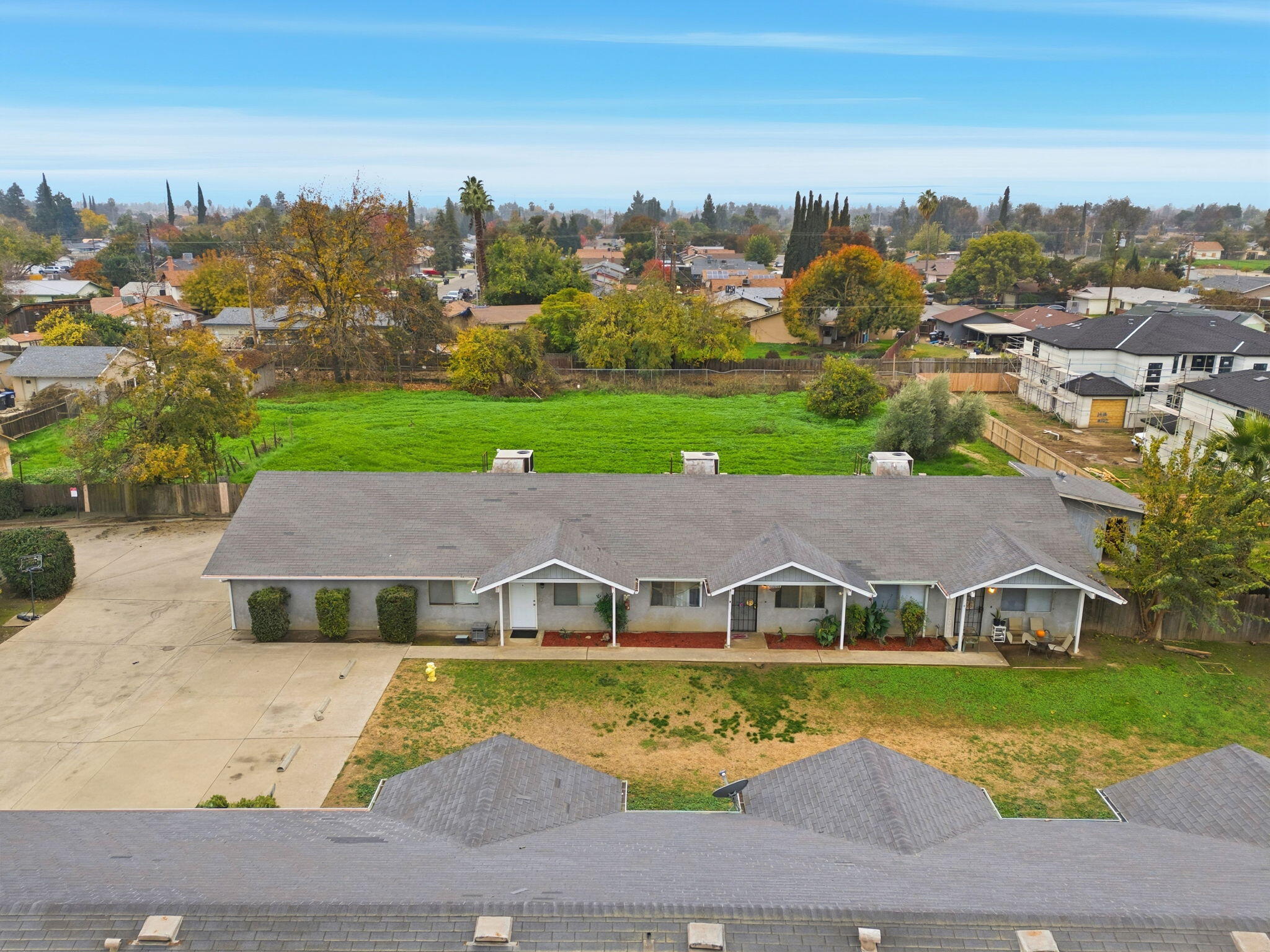 1349 S Liberty St, Visalia, CA 93292