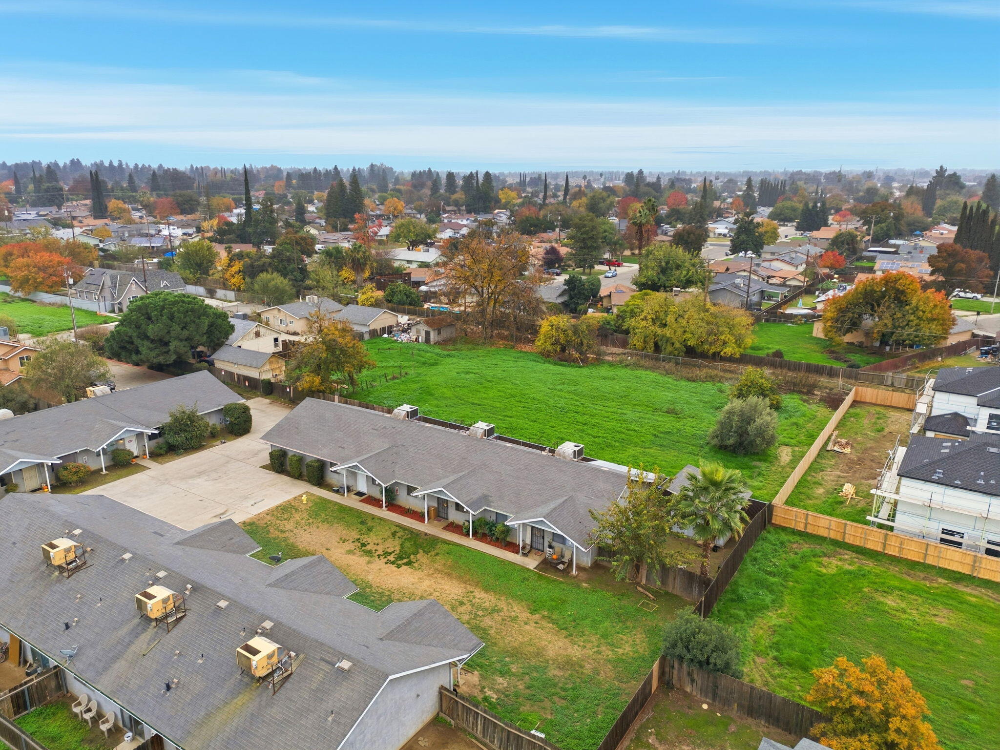 1349 S Liberty St, Visalia, CA 93292