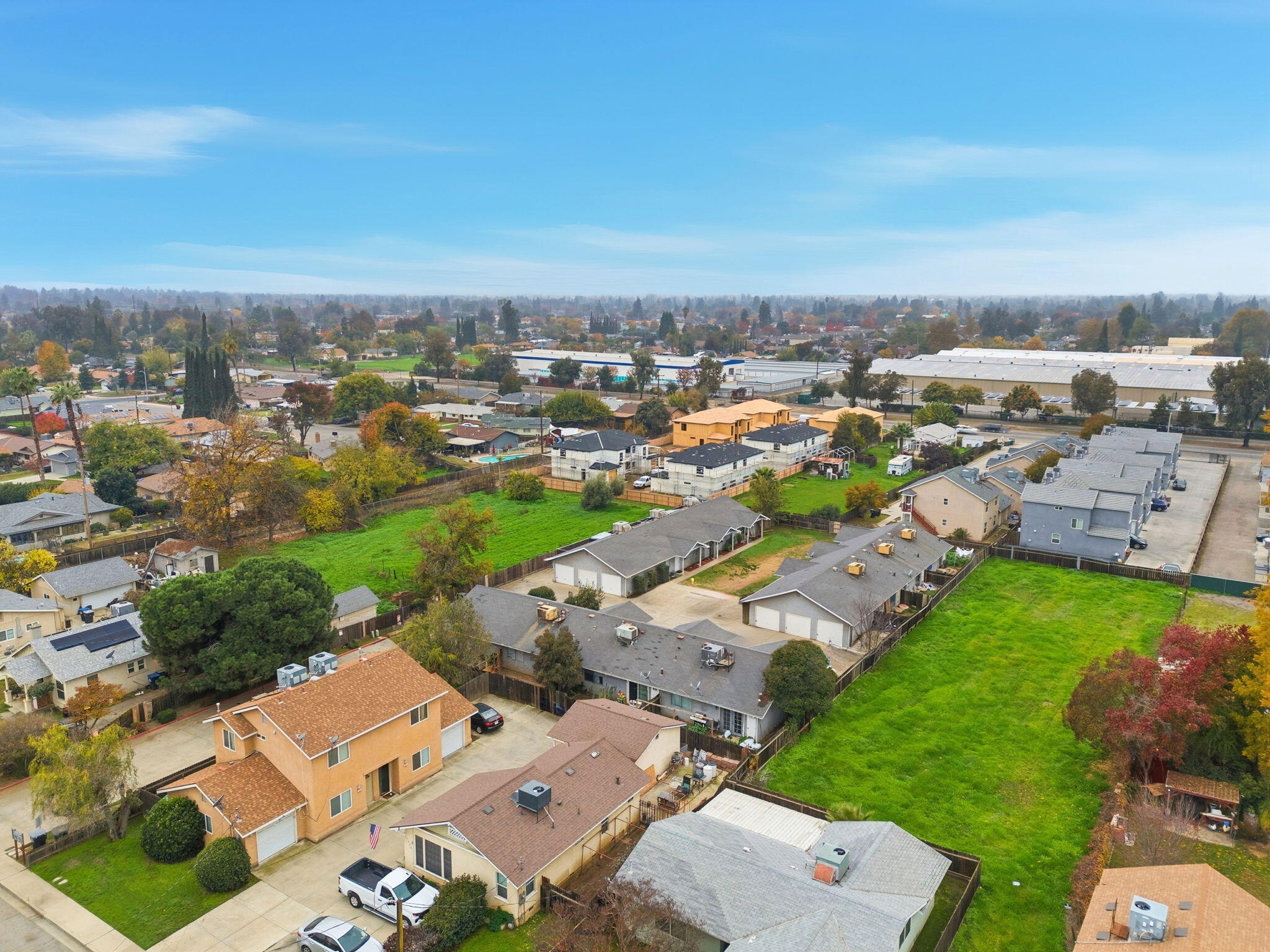 1349 S Liberty St, Visalia, CA 93292