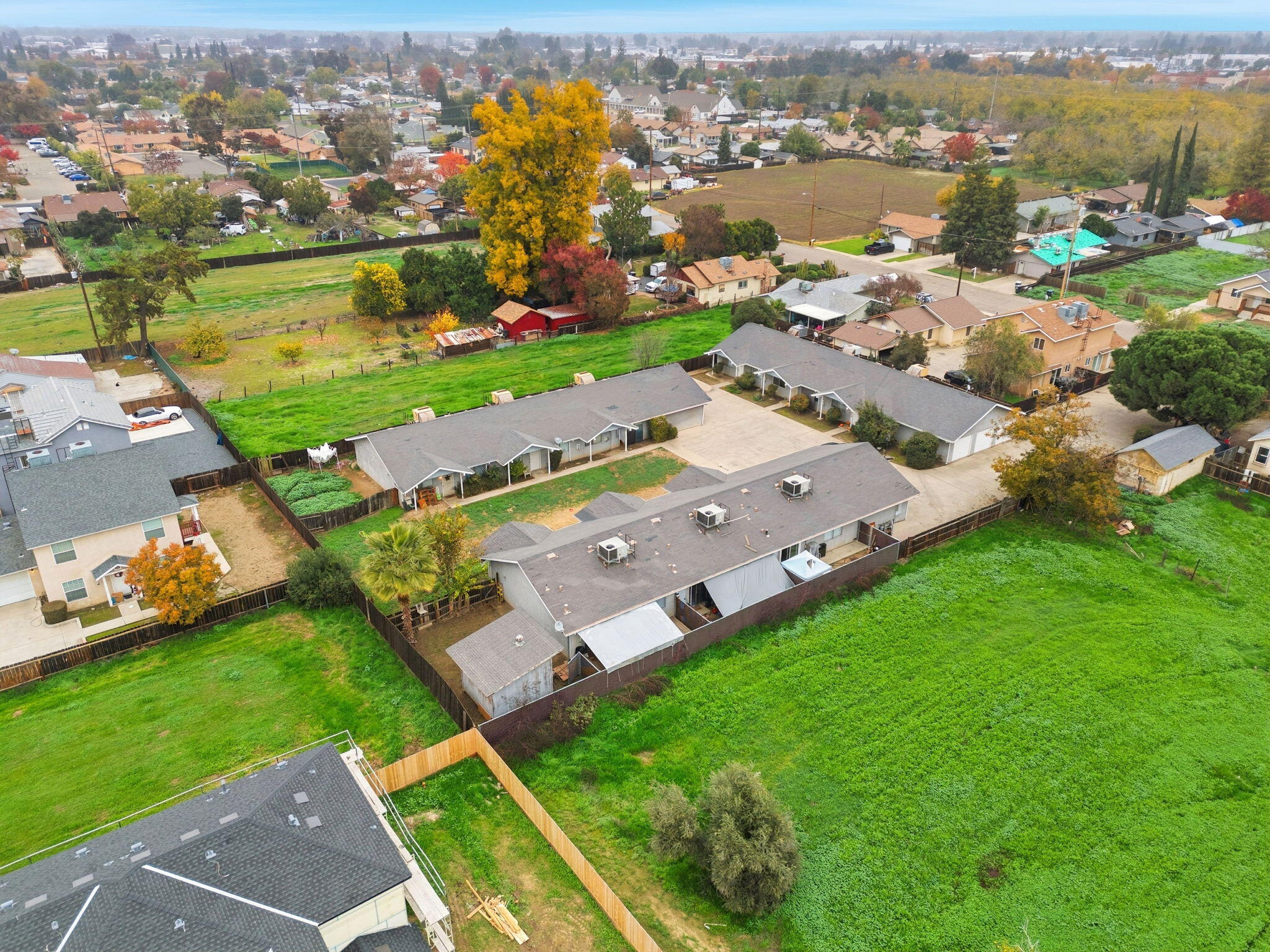 1349 S Liberty St, Visalia, CA 93292