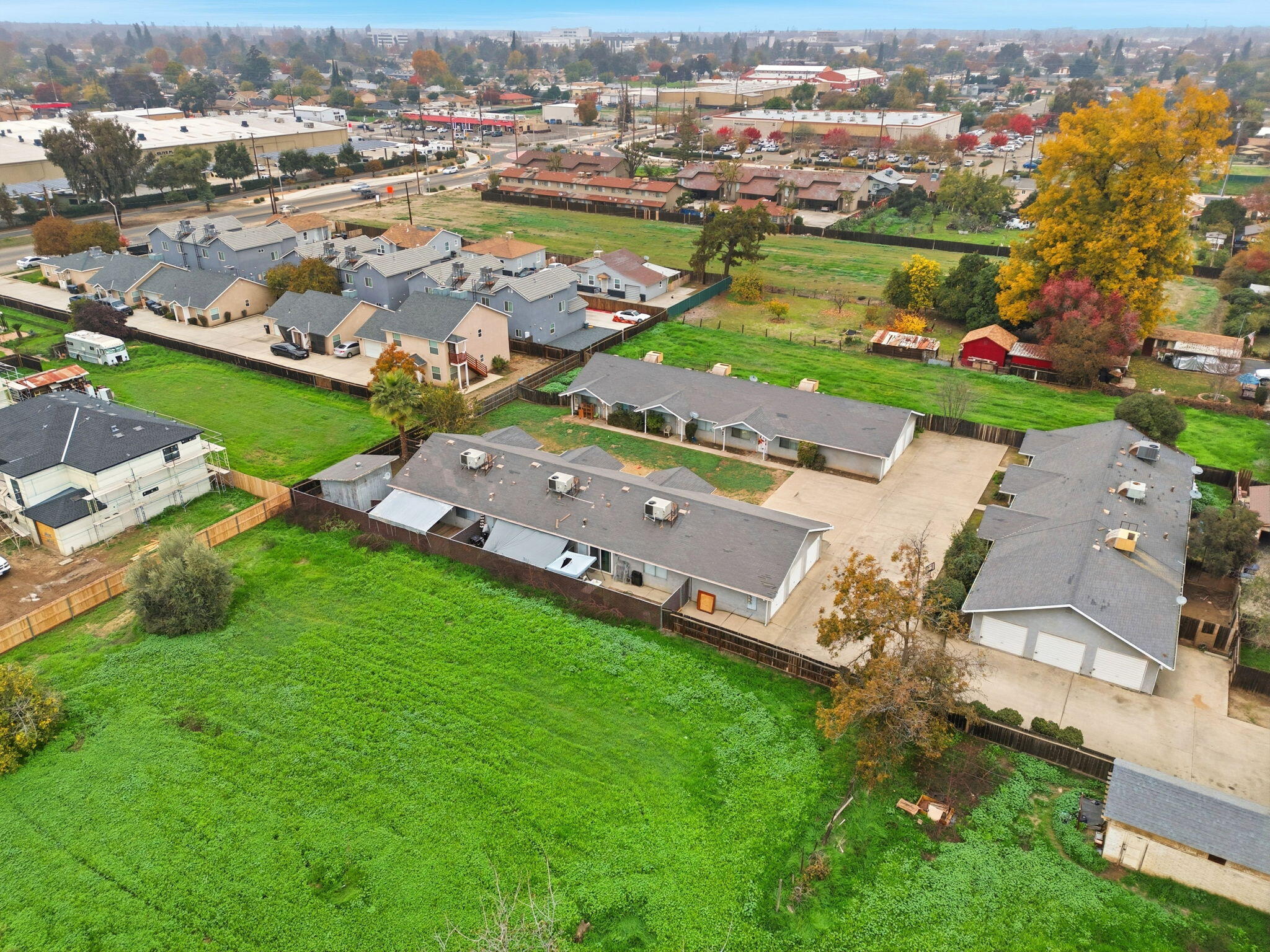 1349 S Liberty St, Visalia, CA 93292