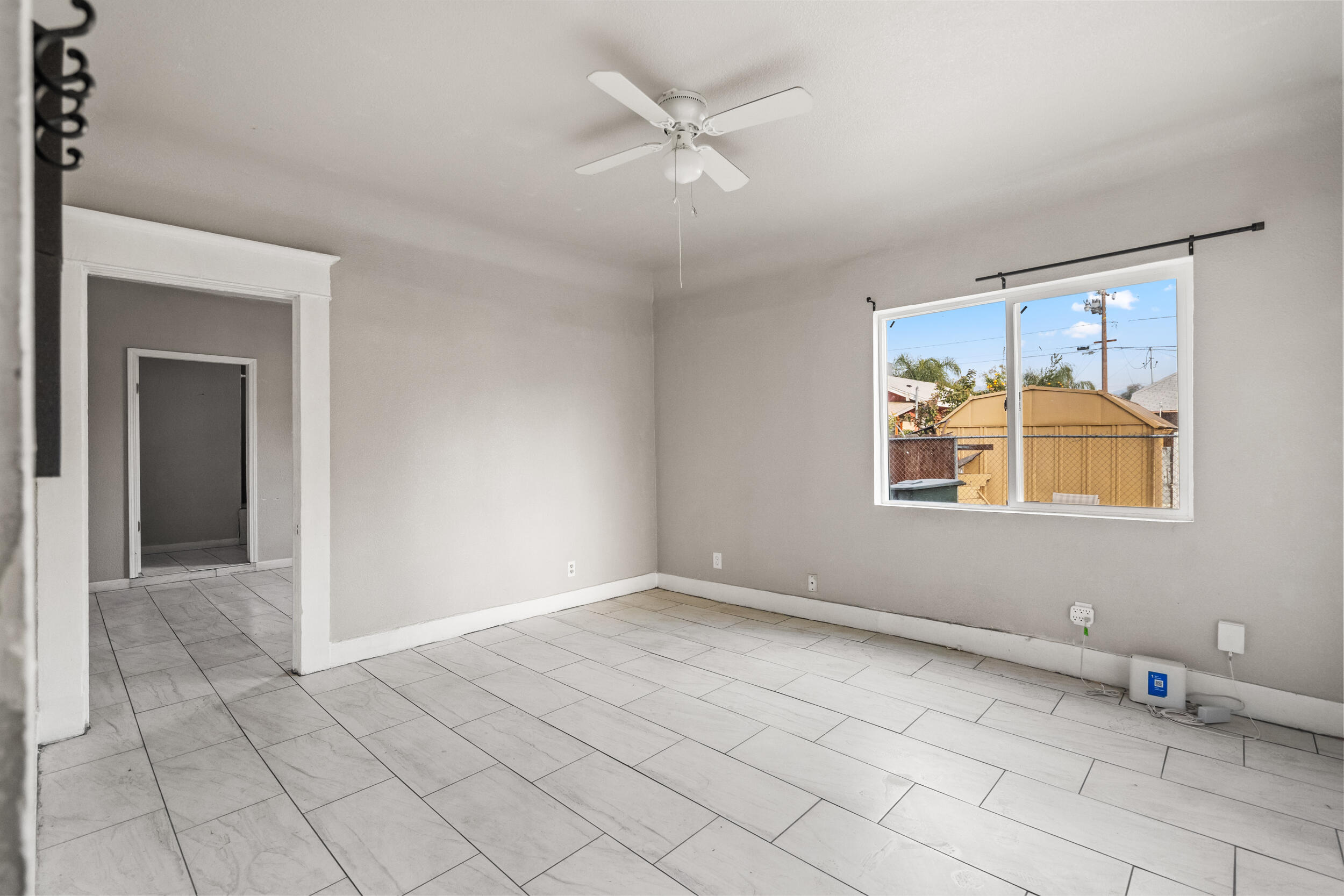 24 E School Ave #4, Porterville, CA 93257