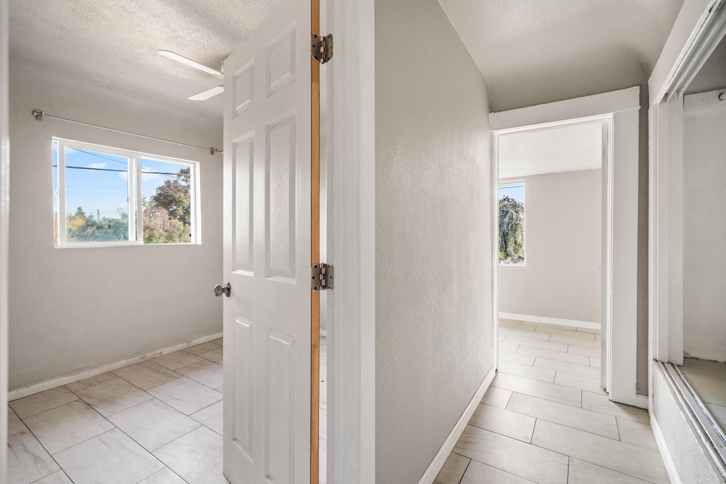 24 E School Ave #4, Porterville, CA 93257