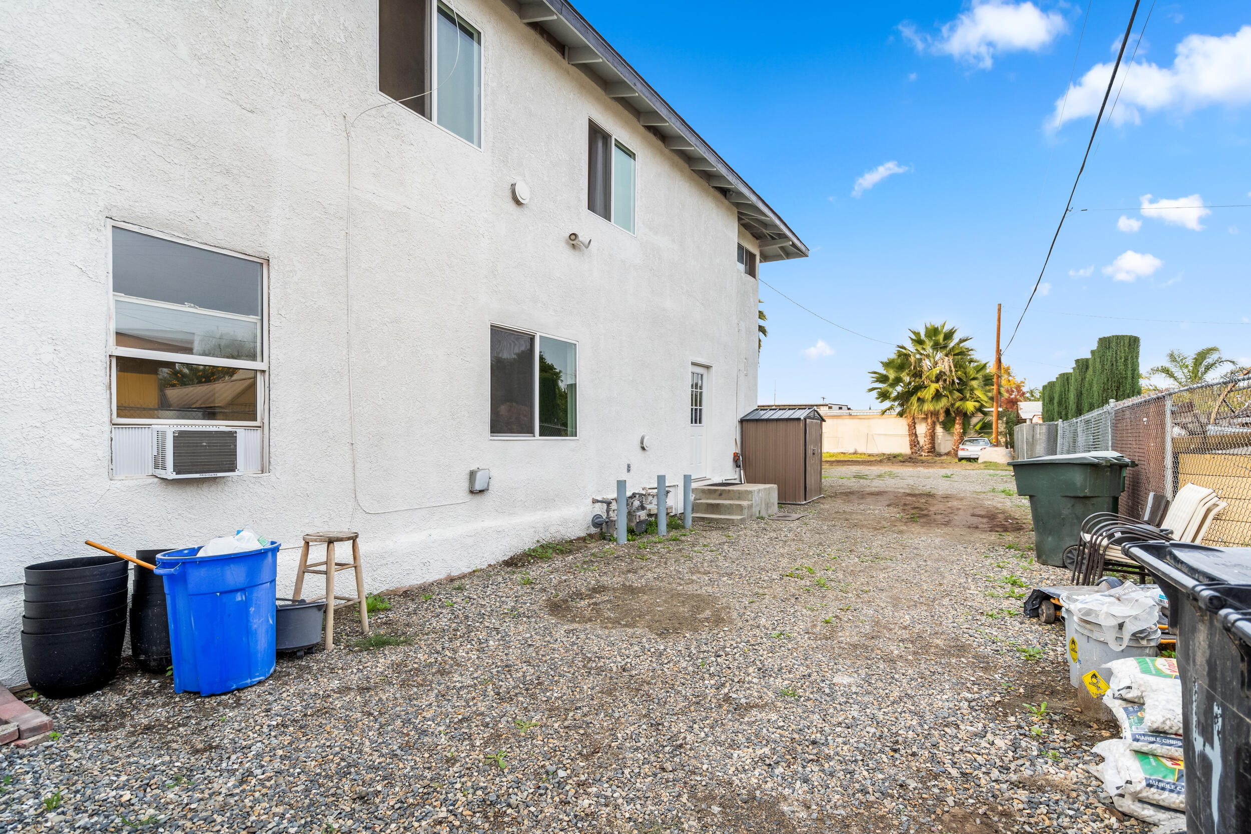 24 E School Ave #4, Porterville, CA 93257