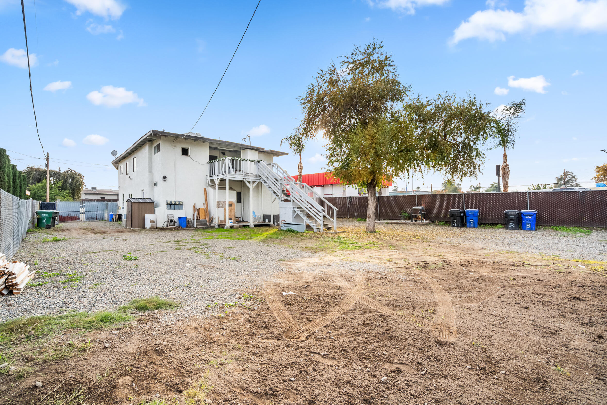 24 E School Ave #4, Porterville, CA 93257