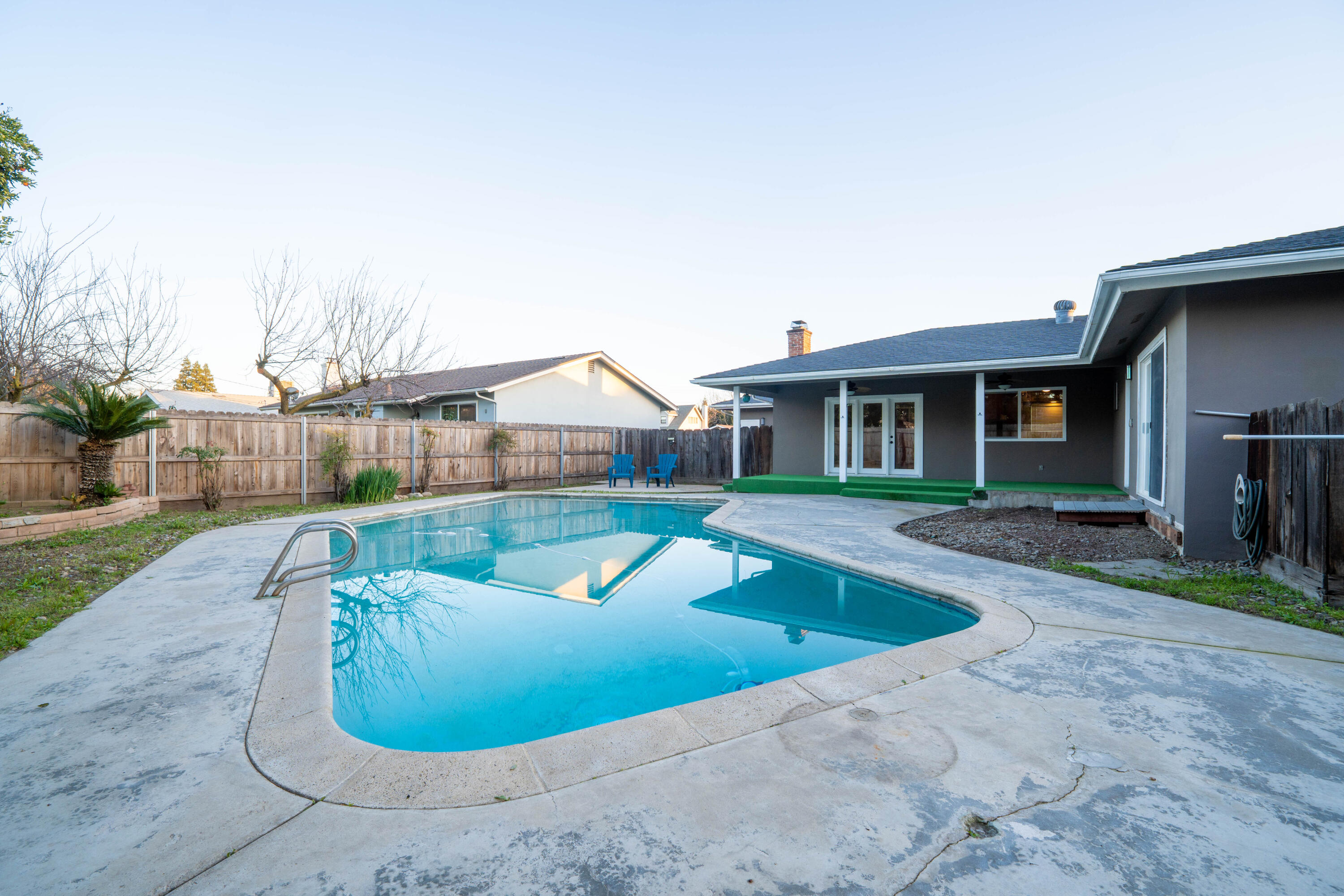 3130 W Vassar Ave, Visalia, CA 93277