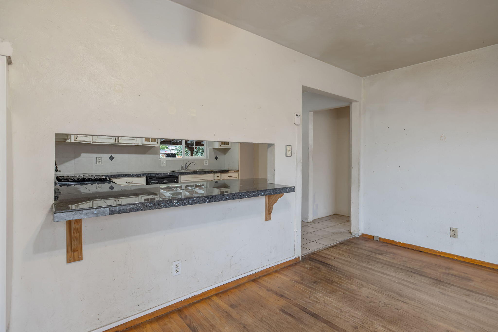 215 Lombardy Ln, Lemoore, CA 93245