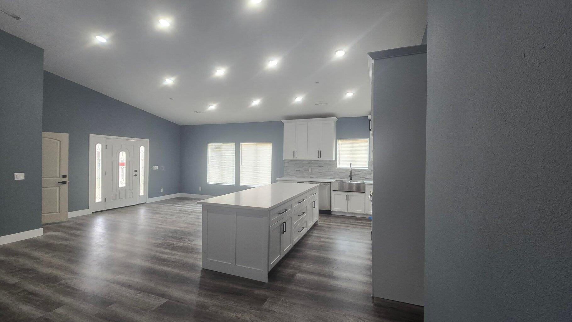 33119 Walls St, Lake Elsinore, CA 92530