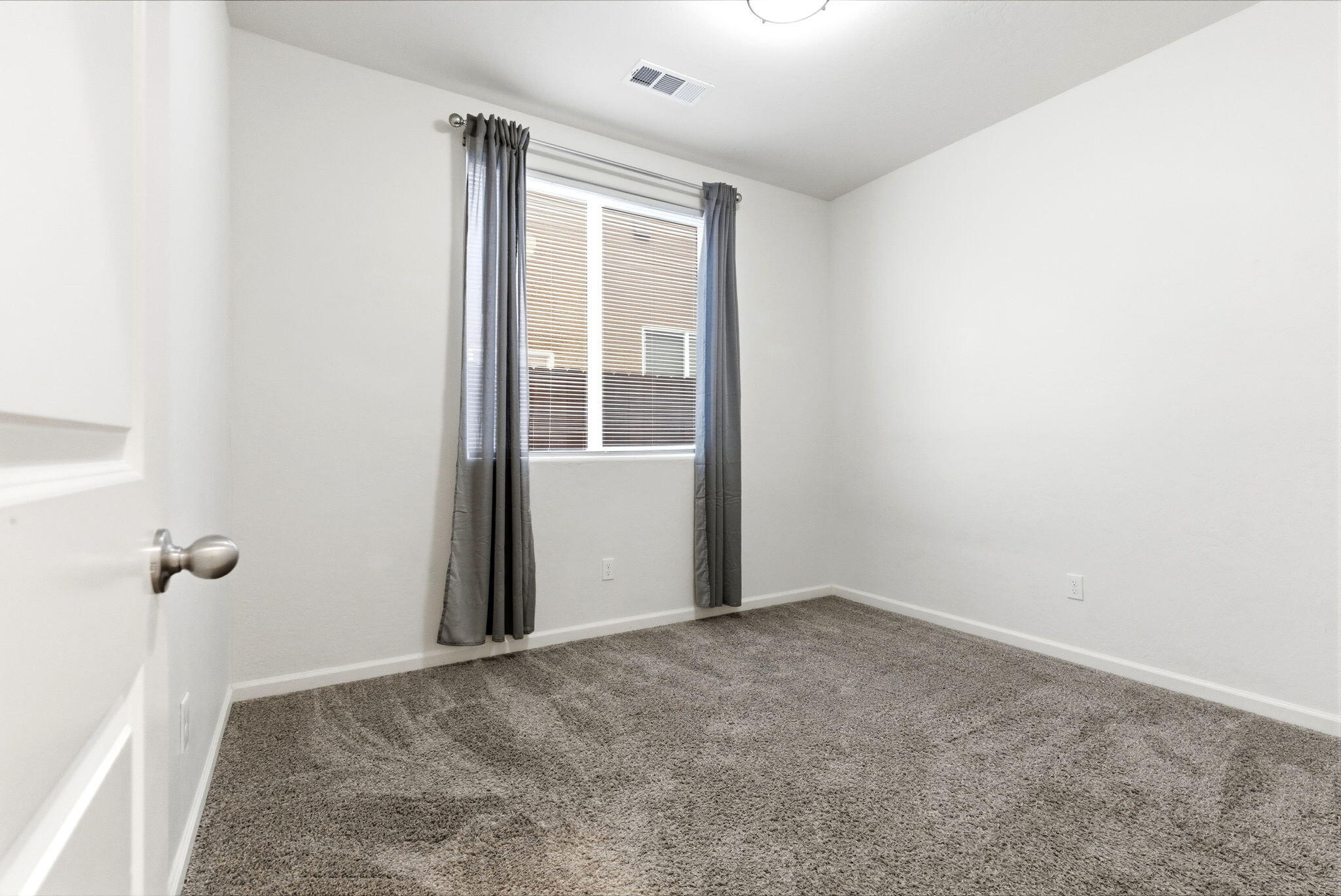 4613 W Payson Ct, Visalia, CA 93291