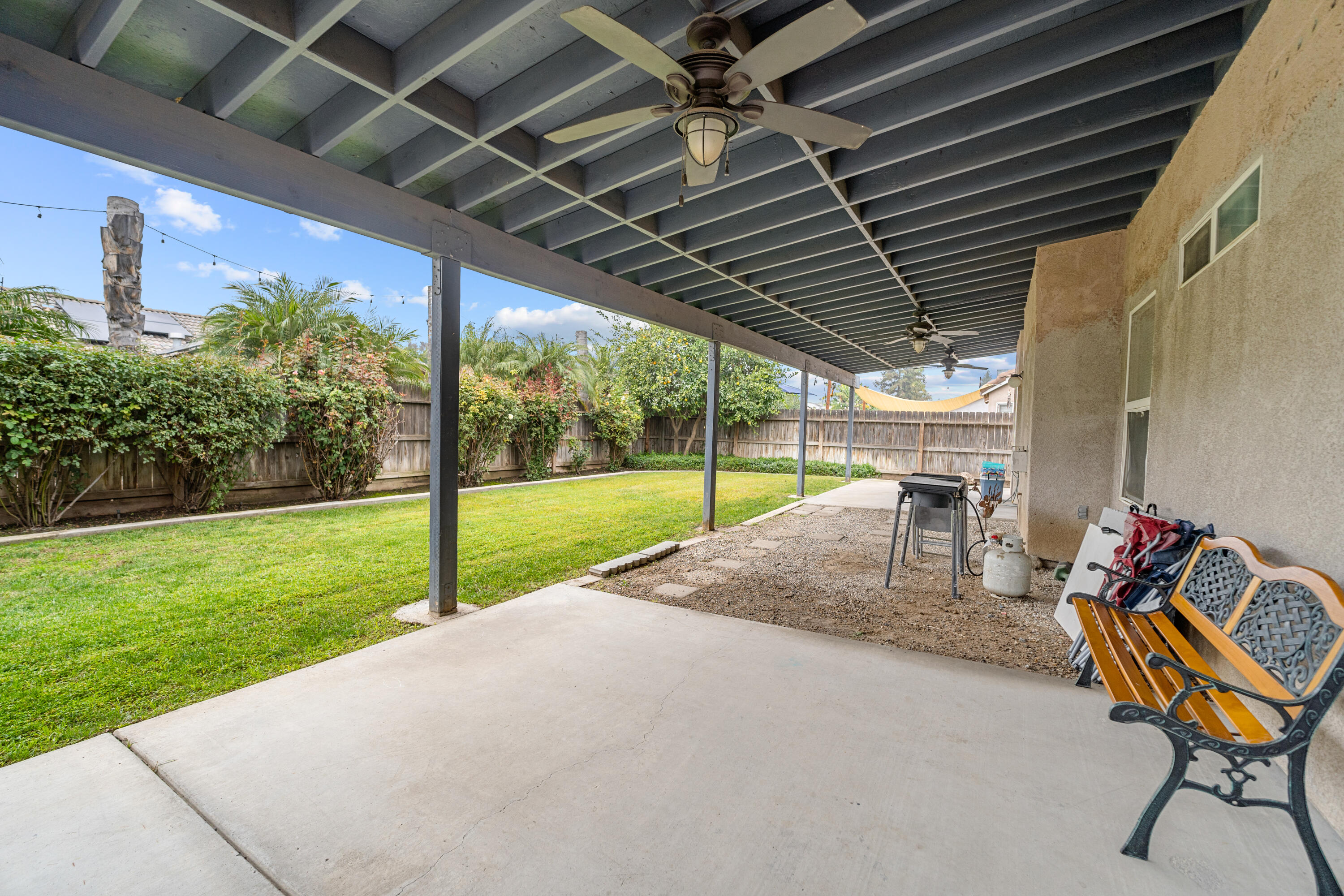 1307 Patsy St, Porterville, CA 93257