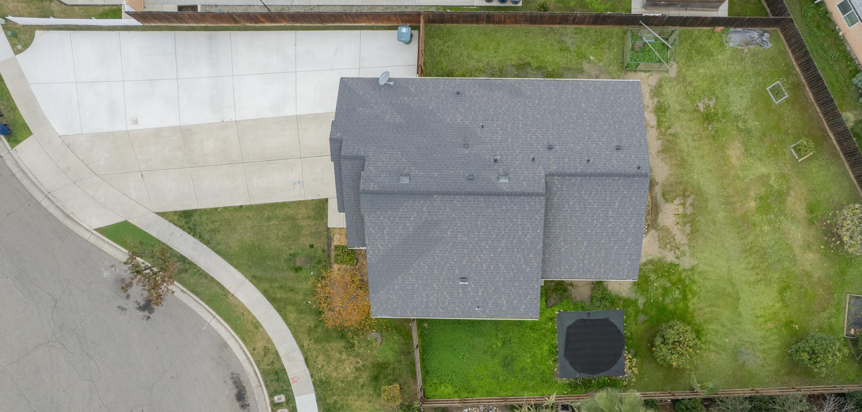 254 Feather Ct, Tulare, CA 93274