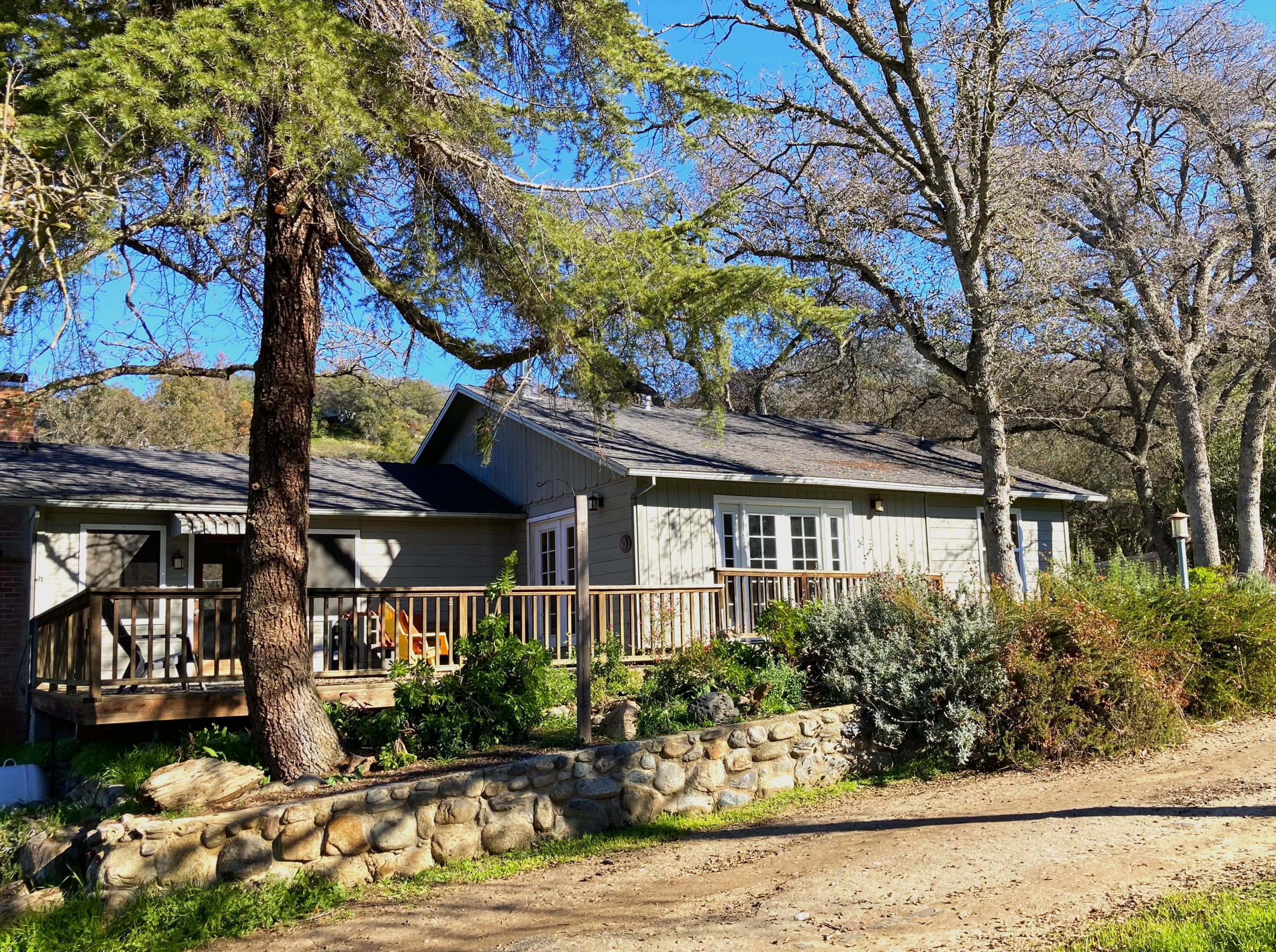 43560 Skyline Dr, Three Rivers, CA 93271