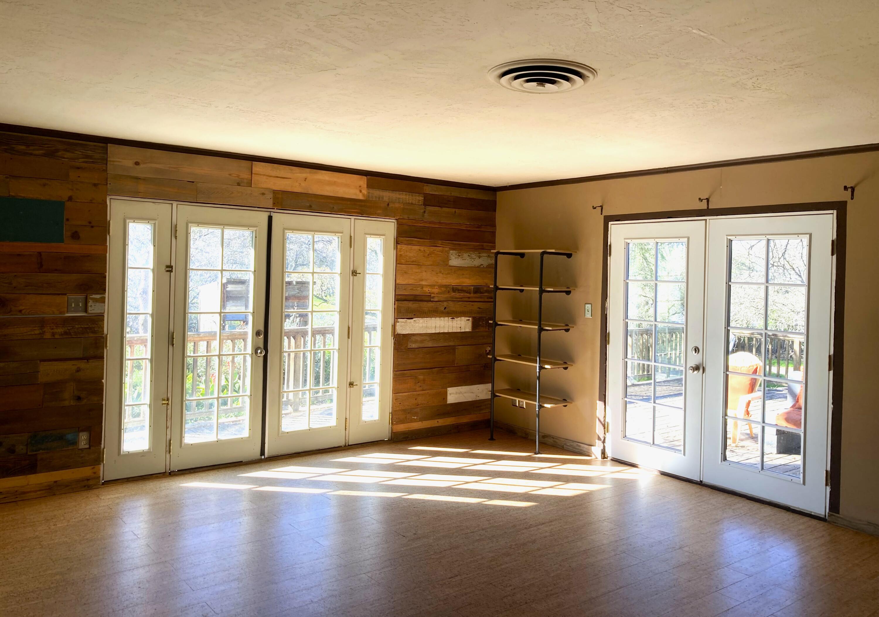 43560 Skyline Dr, Three Rivers, CA 93271