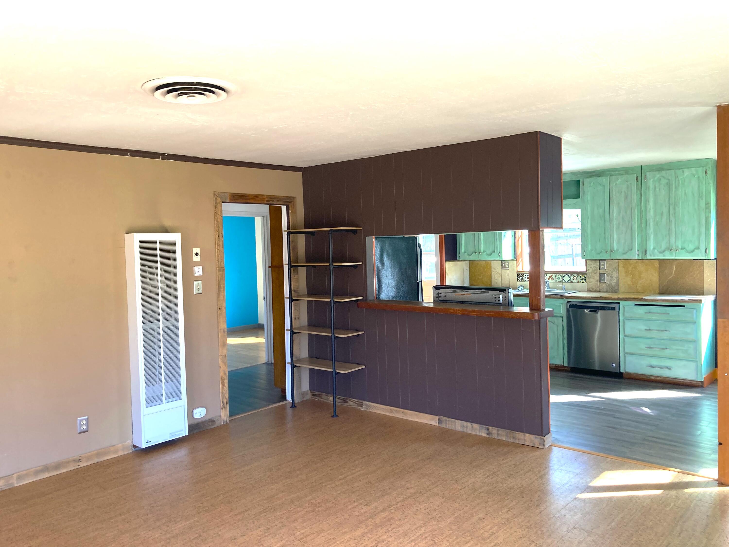 43560 Skyline Dr, Three Rivers, CA 93271