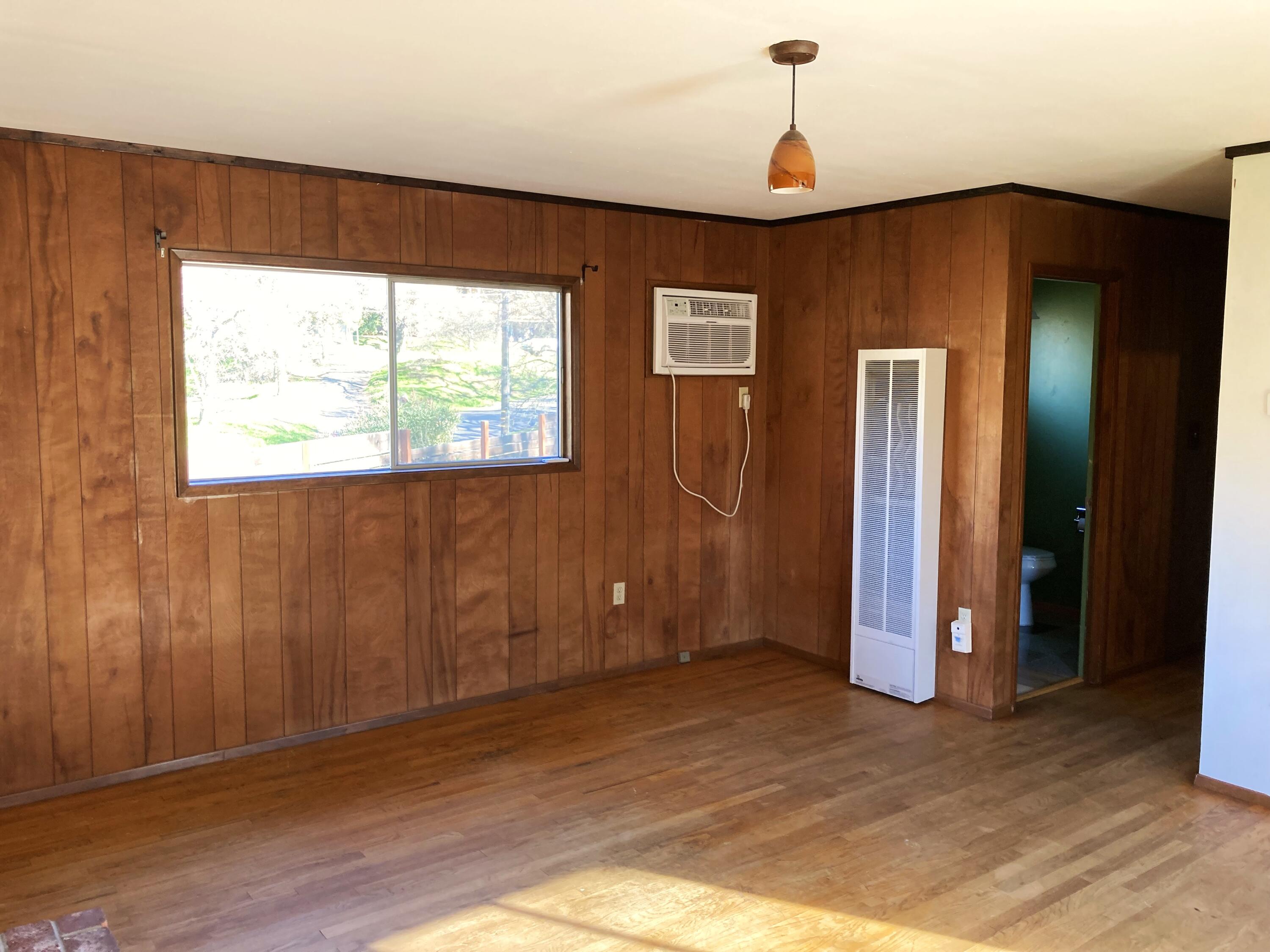 43560 Skyline Dr, Three Rivers, CA 93271