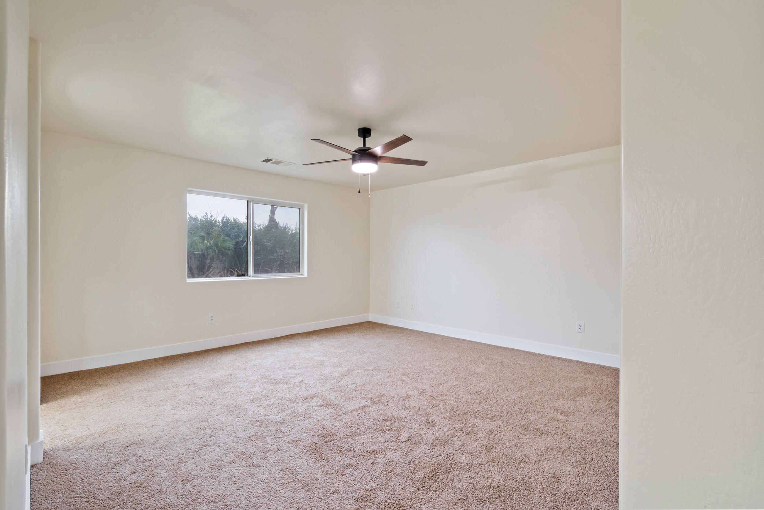 9501 Kabara Ct, Bakersfield, CA 93311