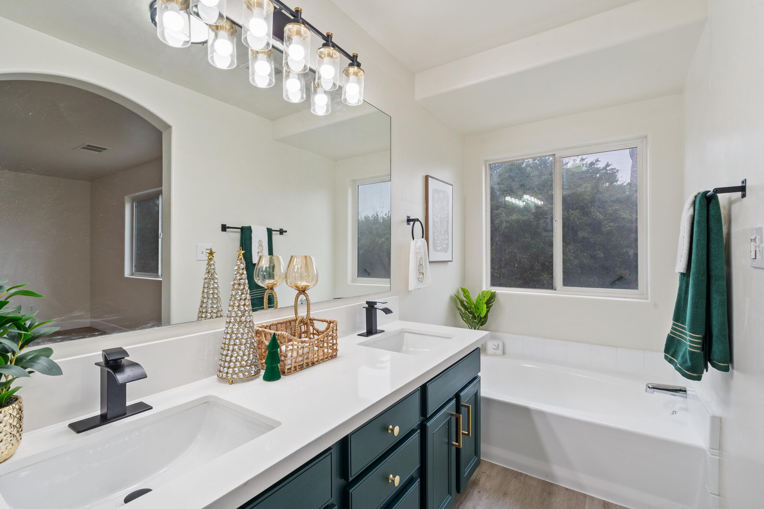 9501 Kabara Ct, Bakersfield, CA 93311