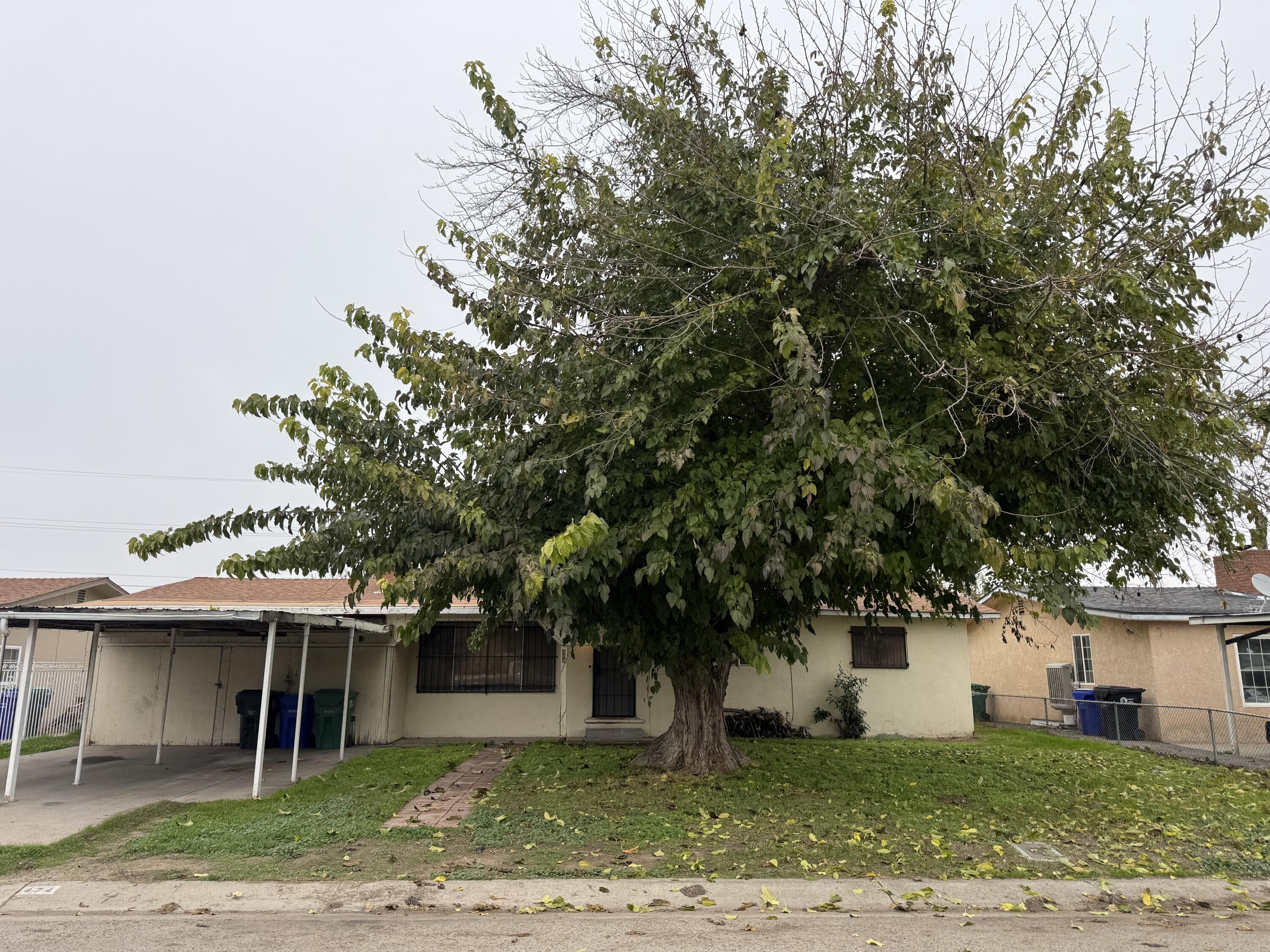 474 W Montgomery Ave, Porterville, CA 93257