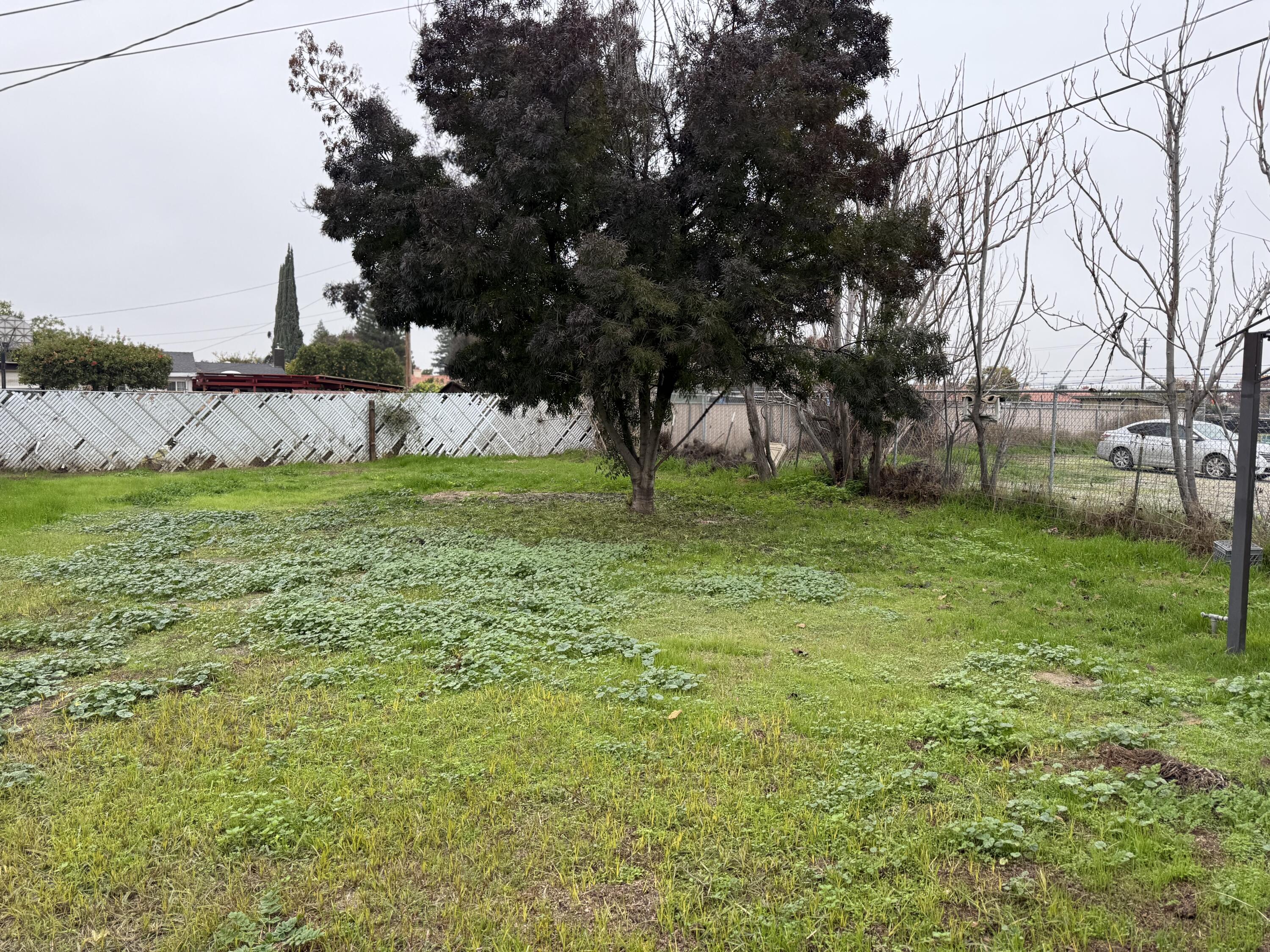 474 W Montgomery Ave, Porterville, CA 93257