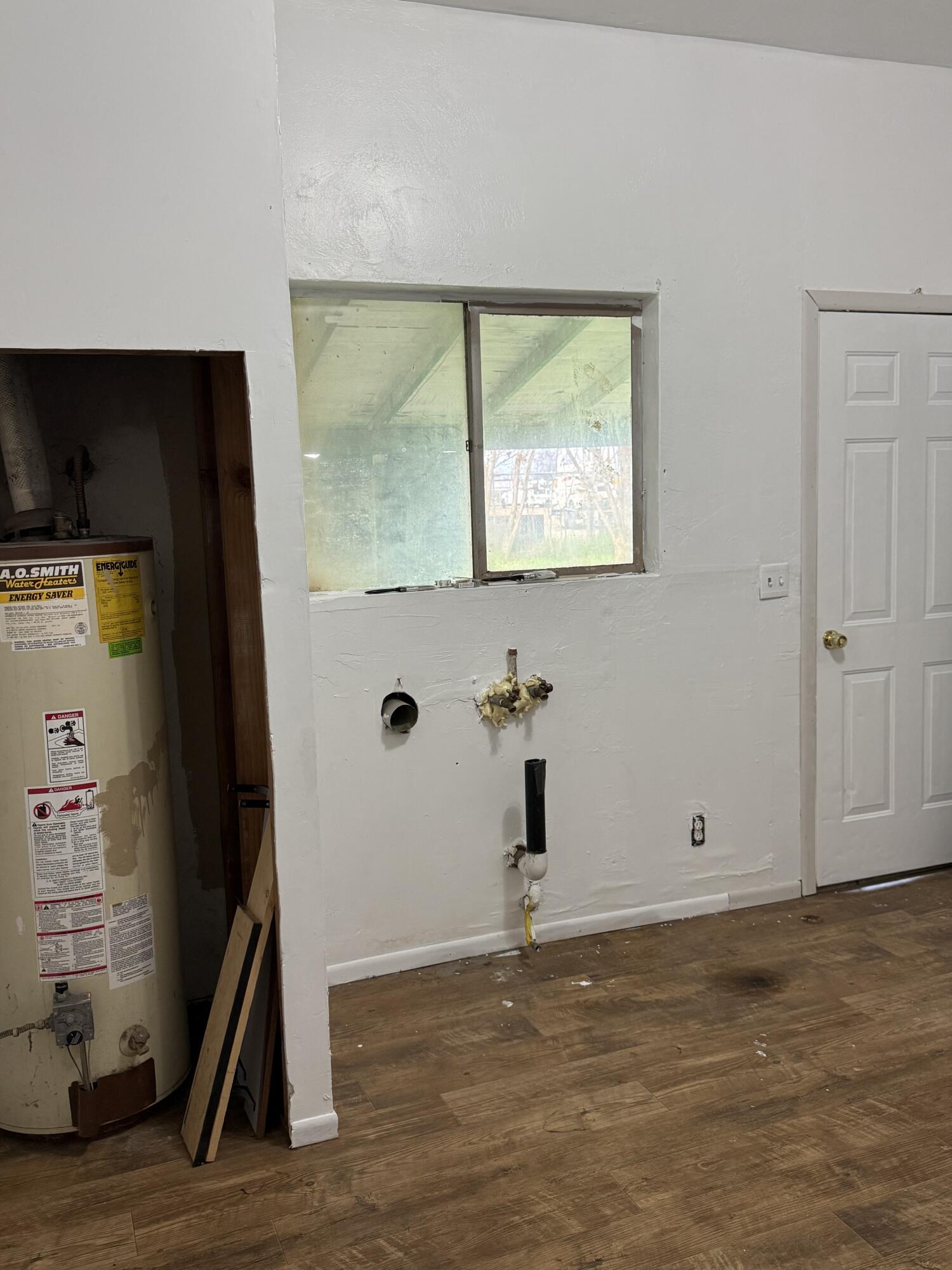 474 W Montgomery Ave, Porterville, CA 93257