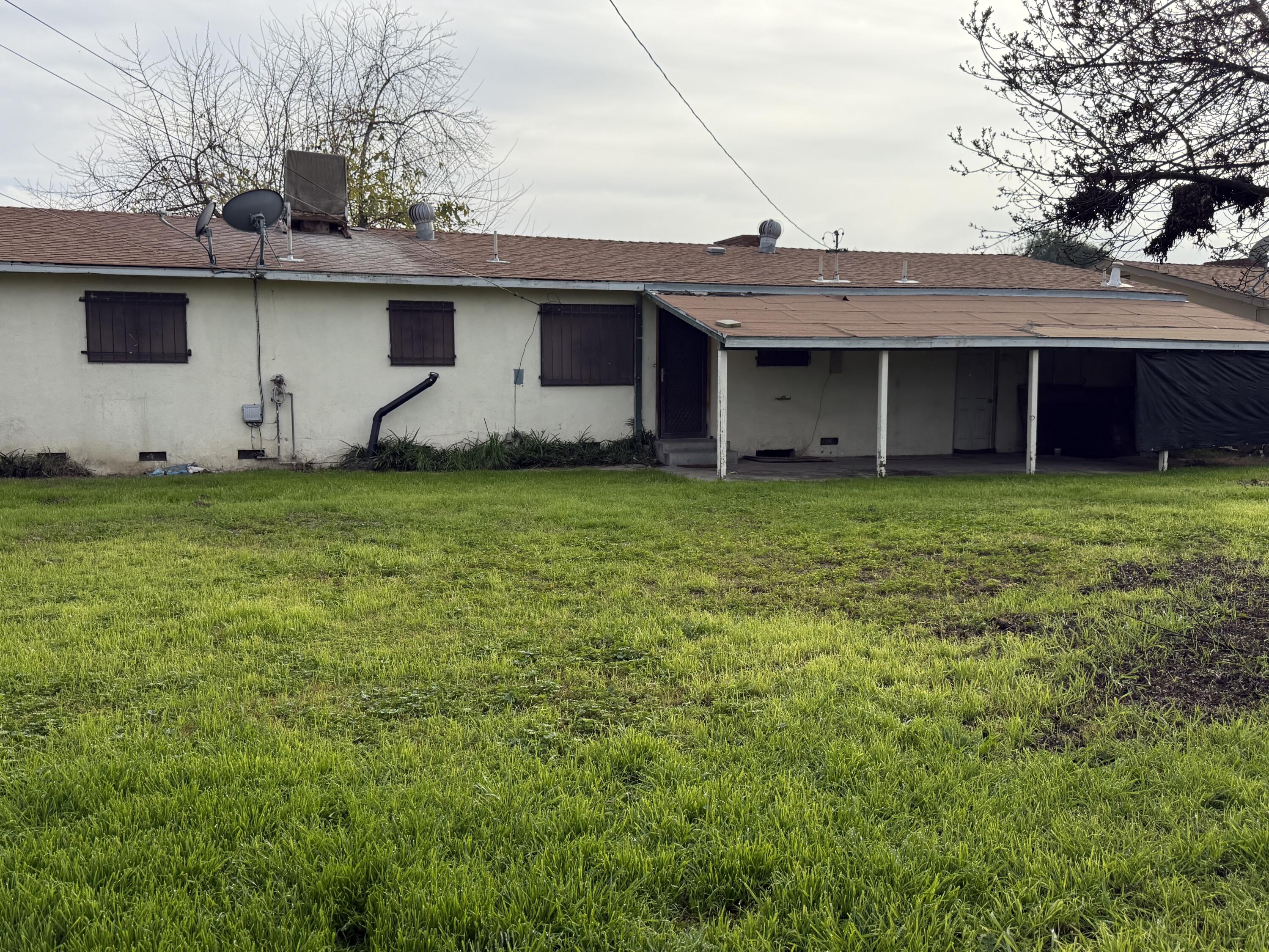 474 W Montgomery Ave, Porterville, CA 93257