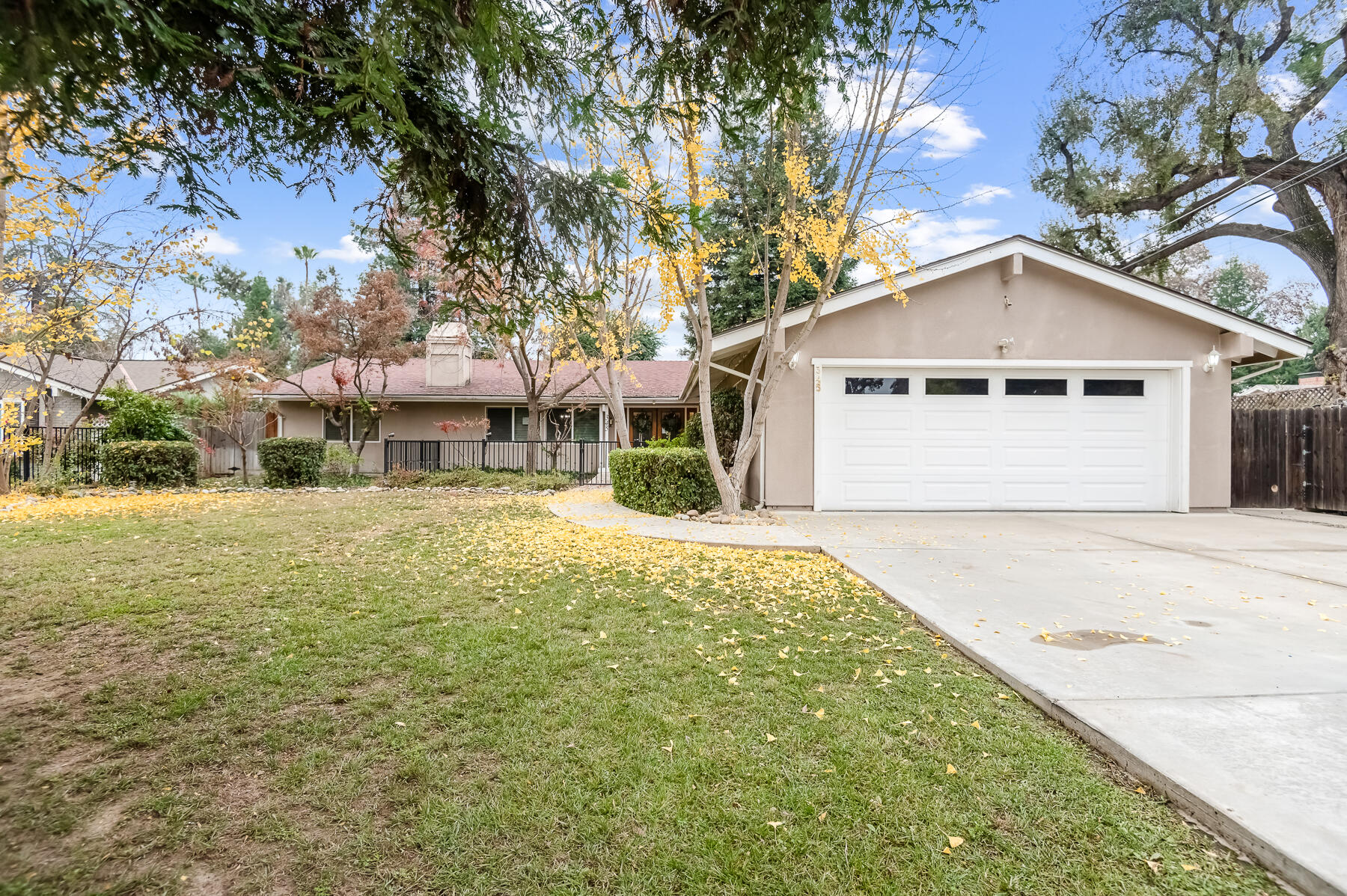 345 N Todd St, Visalia, CA 93291