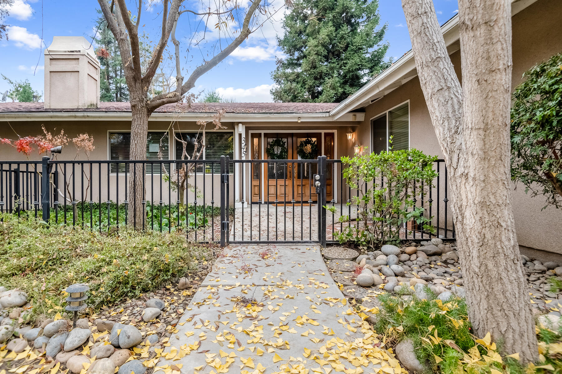 345 N Todd St, Visalia, CA 93291