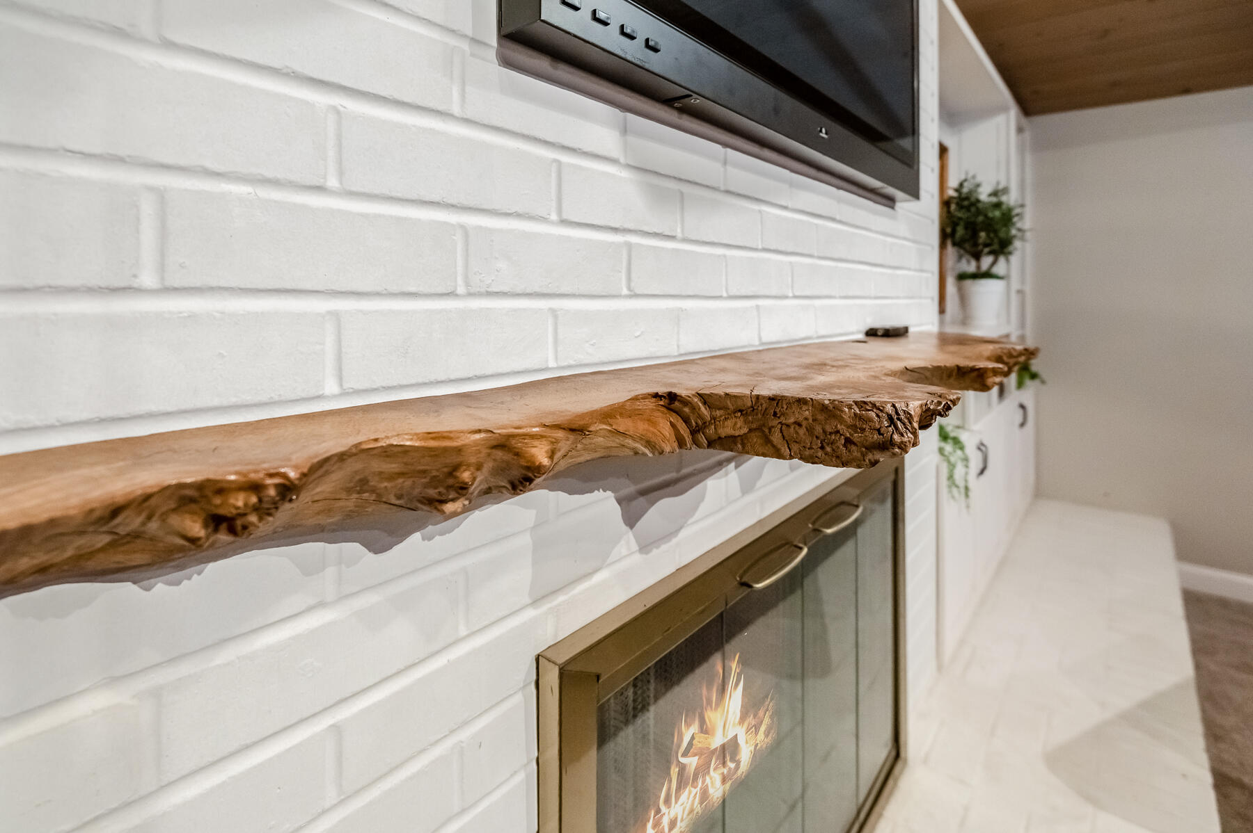 345 N Todd St, Visalia, CA 93291