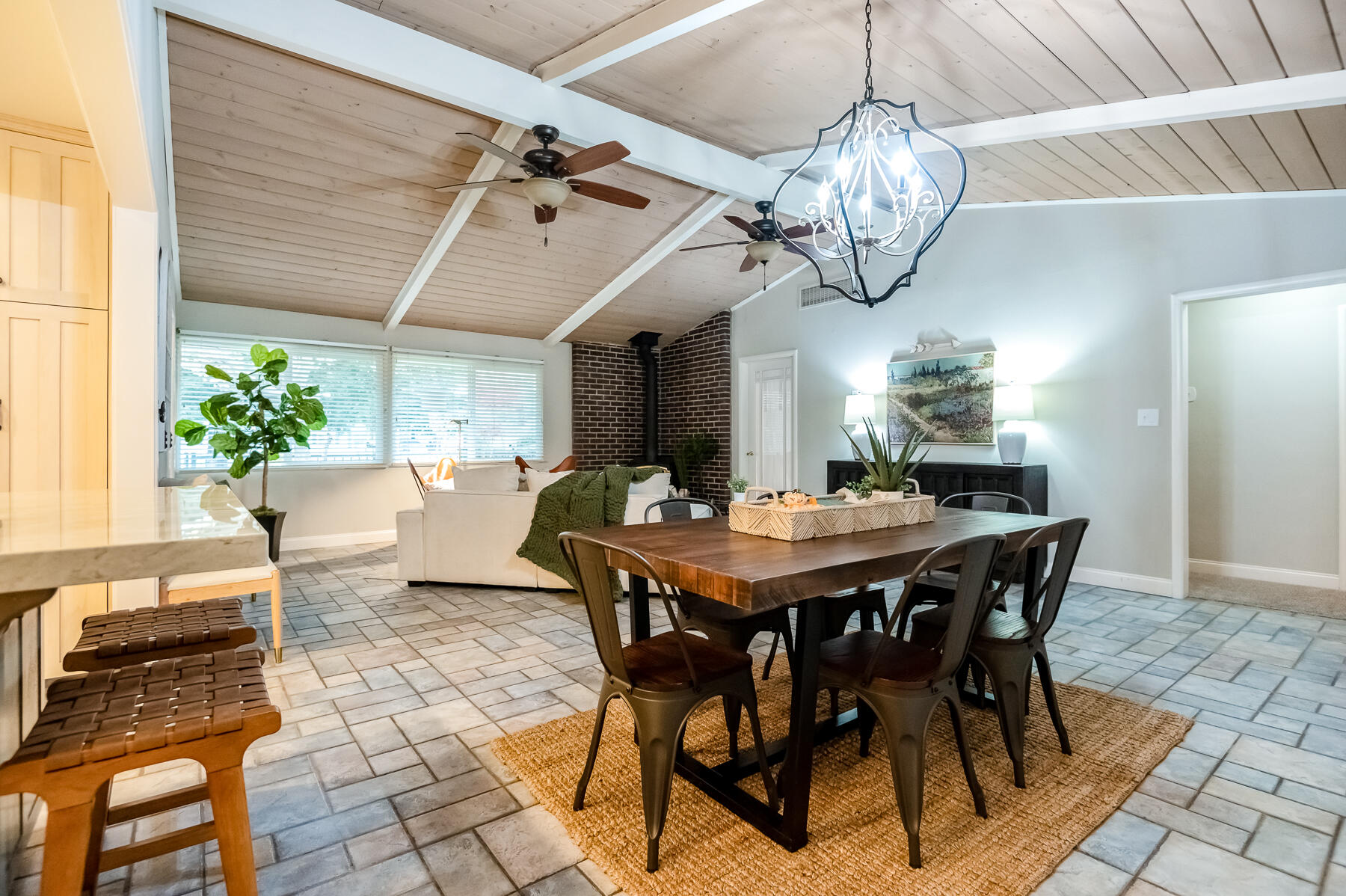 345 N Todd St, Visalia, CA 93291