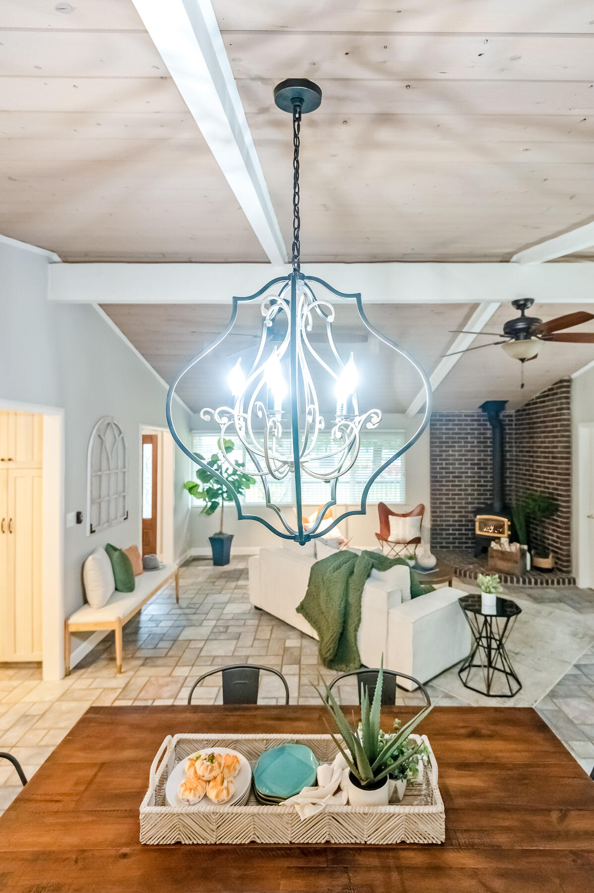 345 N Todd St, Visalia, CA 93291