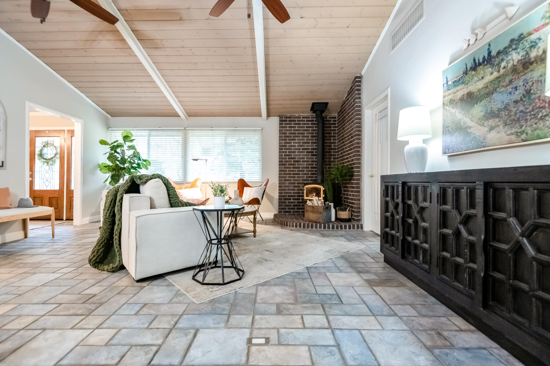 345 N Todd St, Visalia, CA 93291