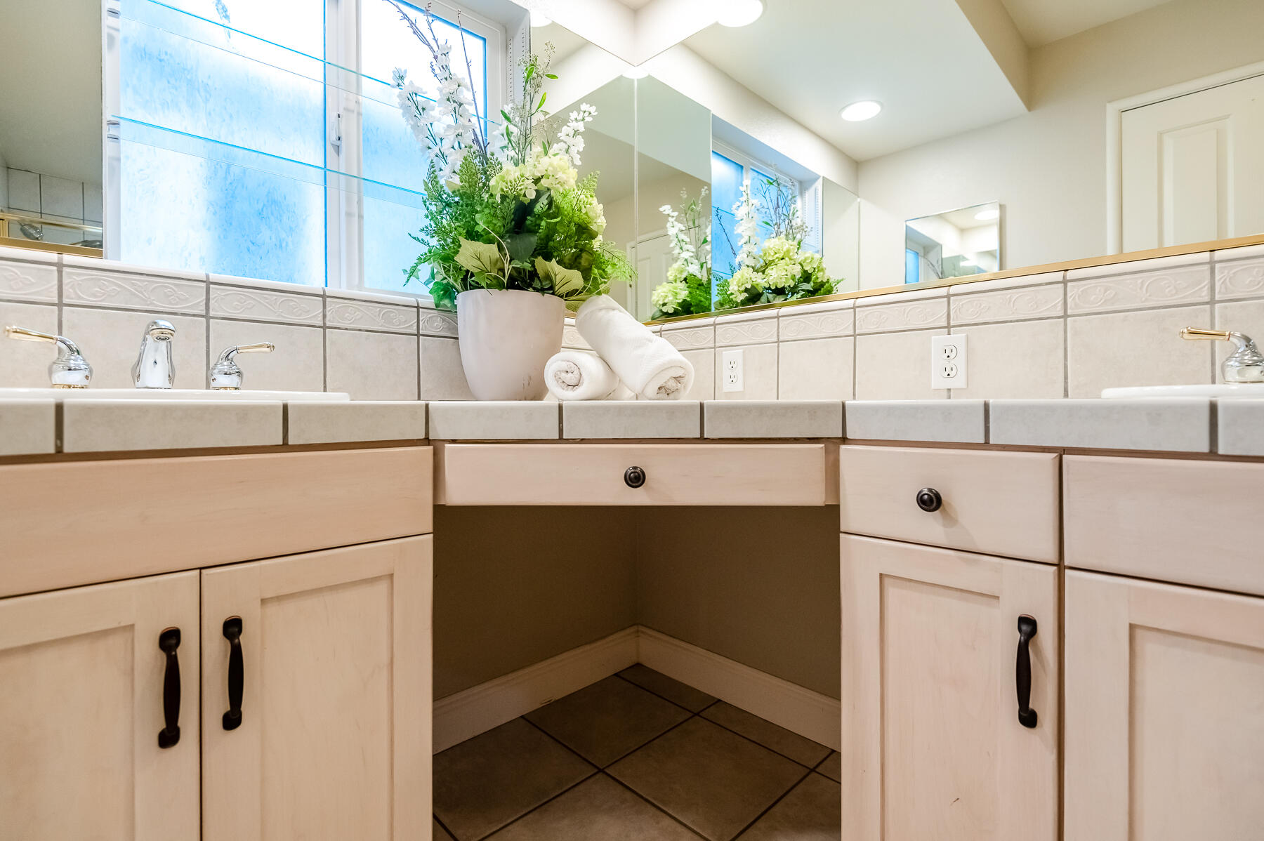 345 N Todd St, Visalia, CA 93291